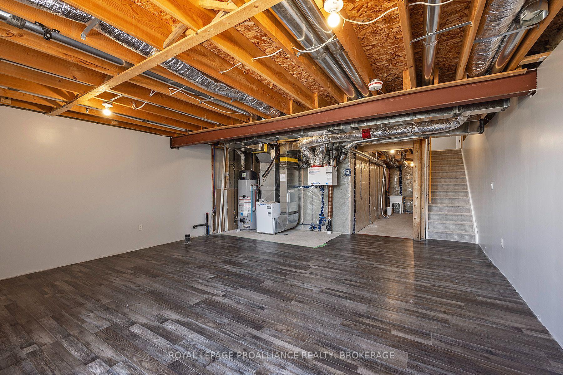 Photo 38 of 184 Dr Richard James Crescent, Loyalist, Amherstview — HOMEH