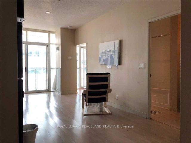 Photo 4 of Unit 1111, 21 Nelson Street, Toronto, Waterfront Communities — HOMEH