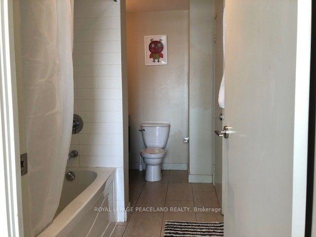 Photo 6 of Unit 1111, 21 Nelson Street, Toronto, Waterfront Communities — HOMEH