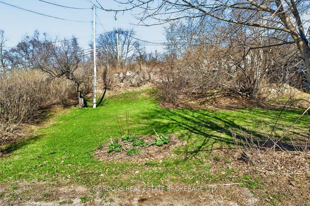 Photo 9 of 14140 Highway 38, Frontenac, Frontenac Centre — HOMEH