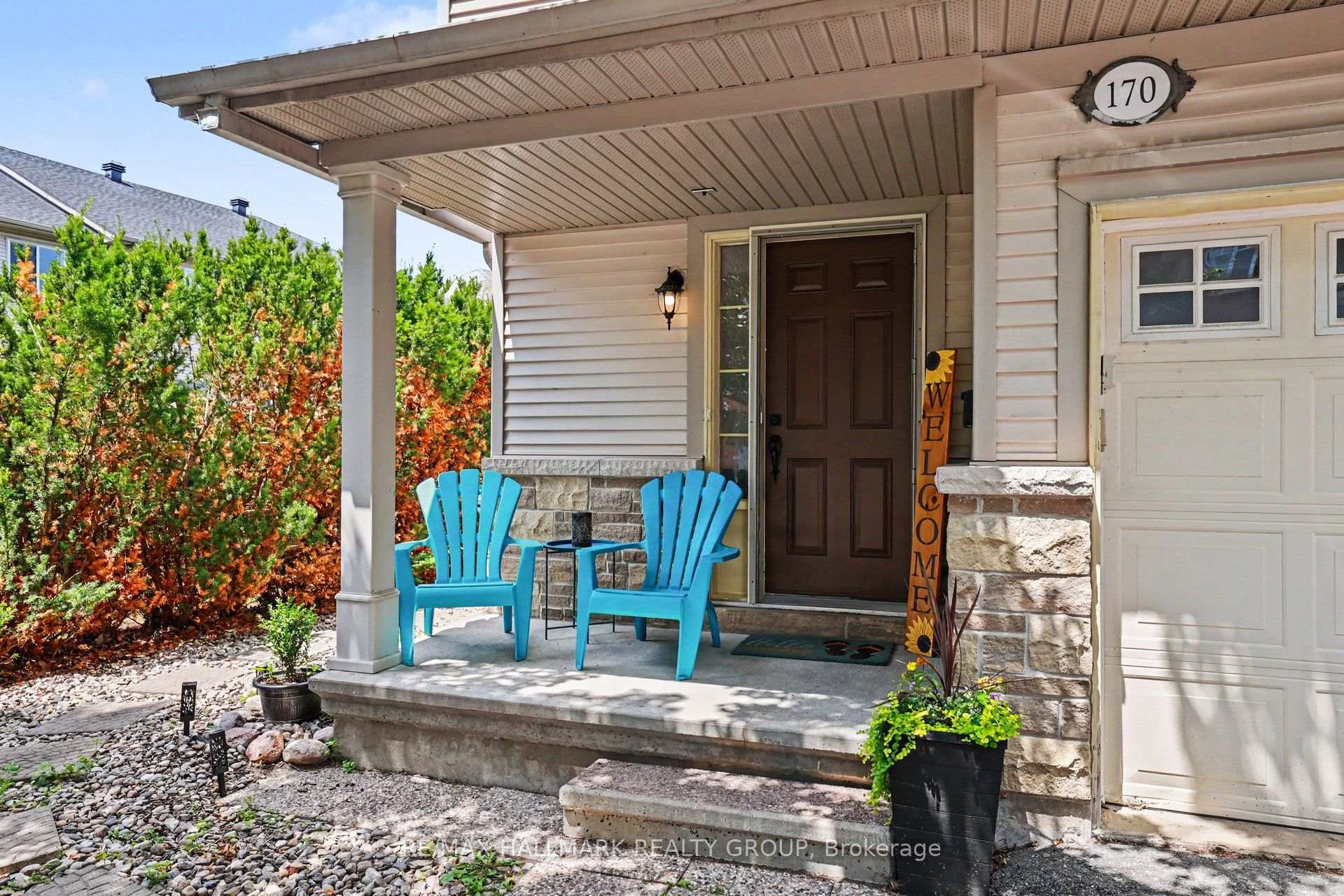 Photo 3 of 170 Prem Circle, Ottawa, Barrhaven - Cedargrove/Fraserdale — HOMEH
