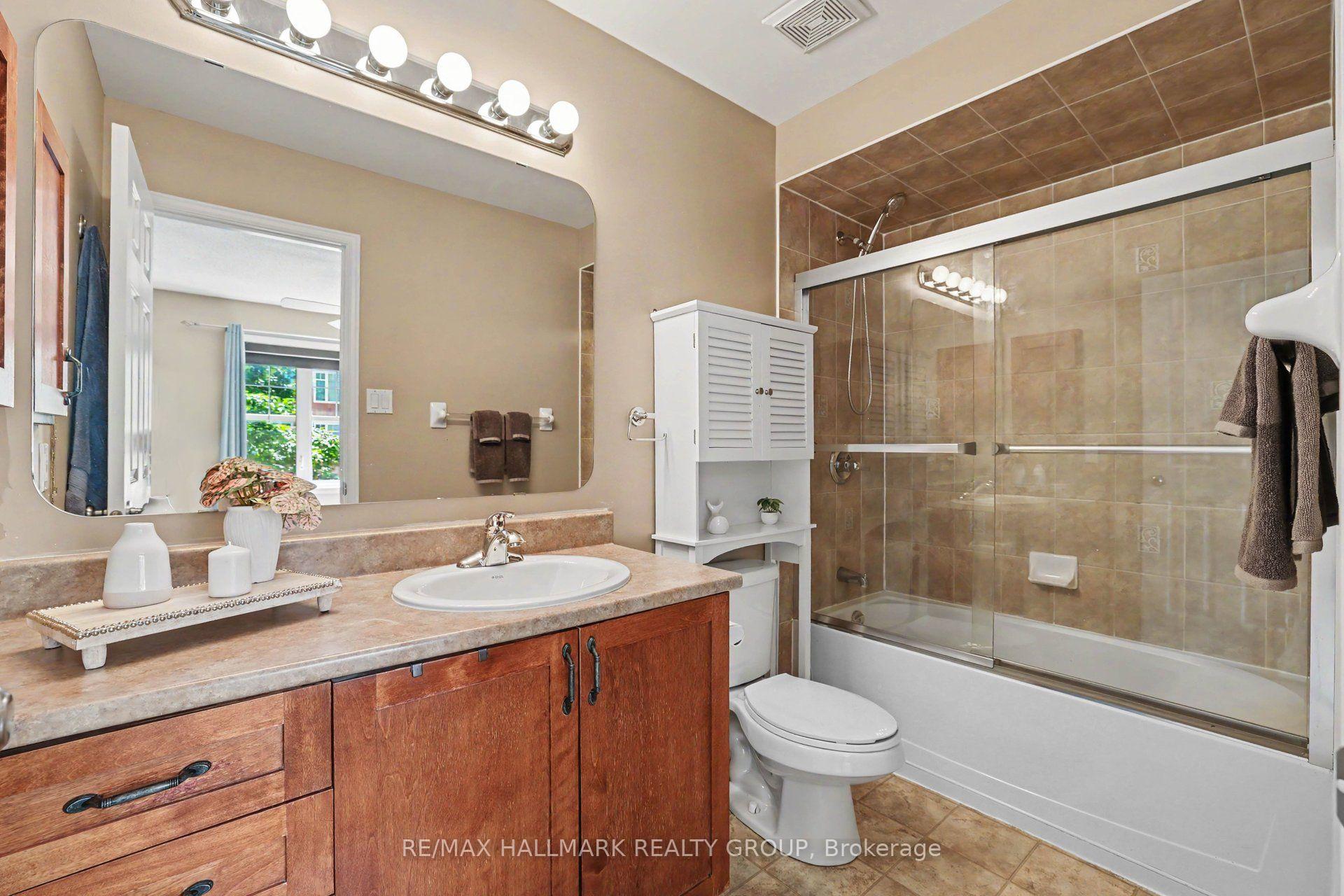 Photo 23 of 170 Prem Circle, Ottawa, Barrhaven - Cedargrove/Fraserdale — HOMEH