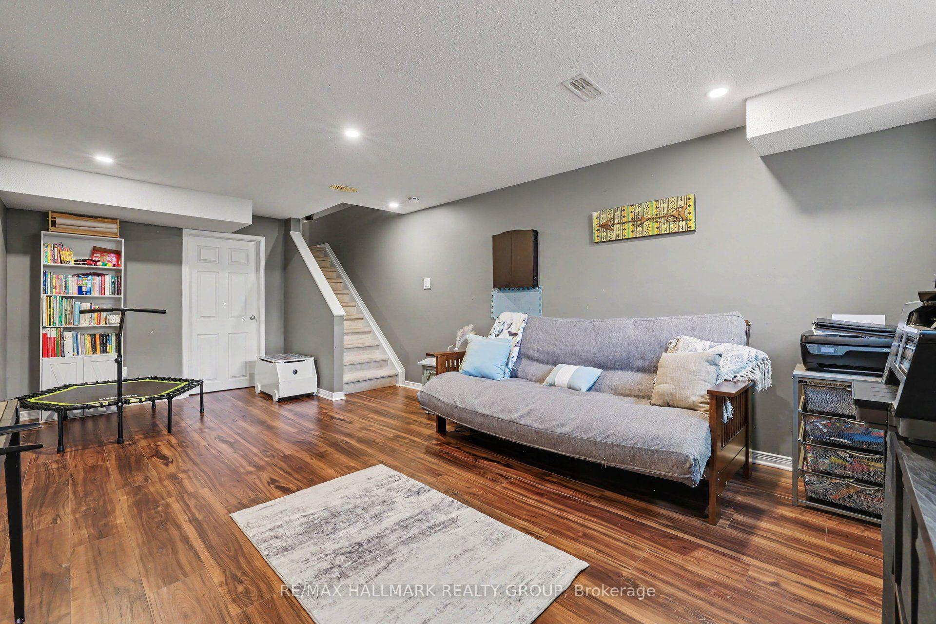 Photo 29 of 170 Prem Circle, Ottawa, Barrhaven - Cedargrove/Fraserdale — HOMEH