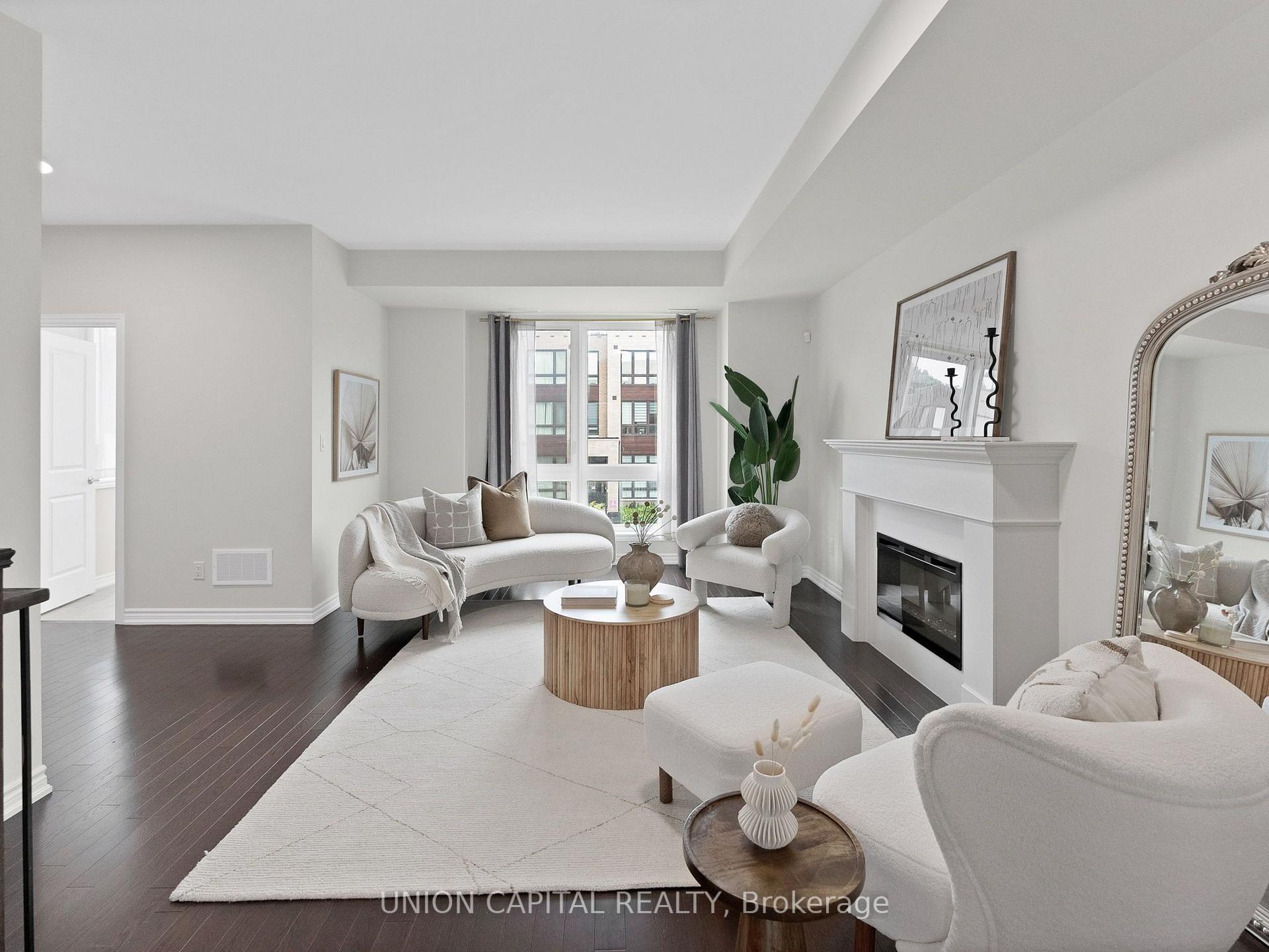 Photo 4 of 45 Lord Melborne Street, Markham, Victoria Square — HOMEH