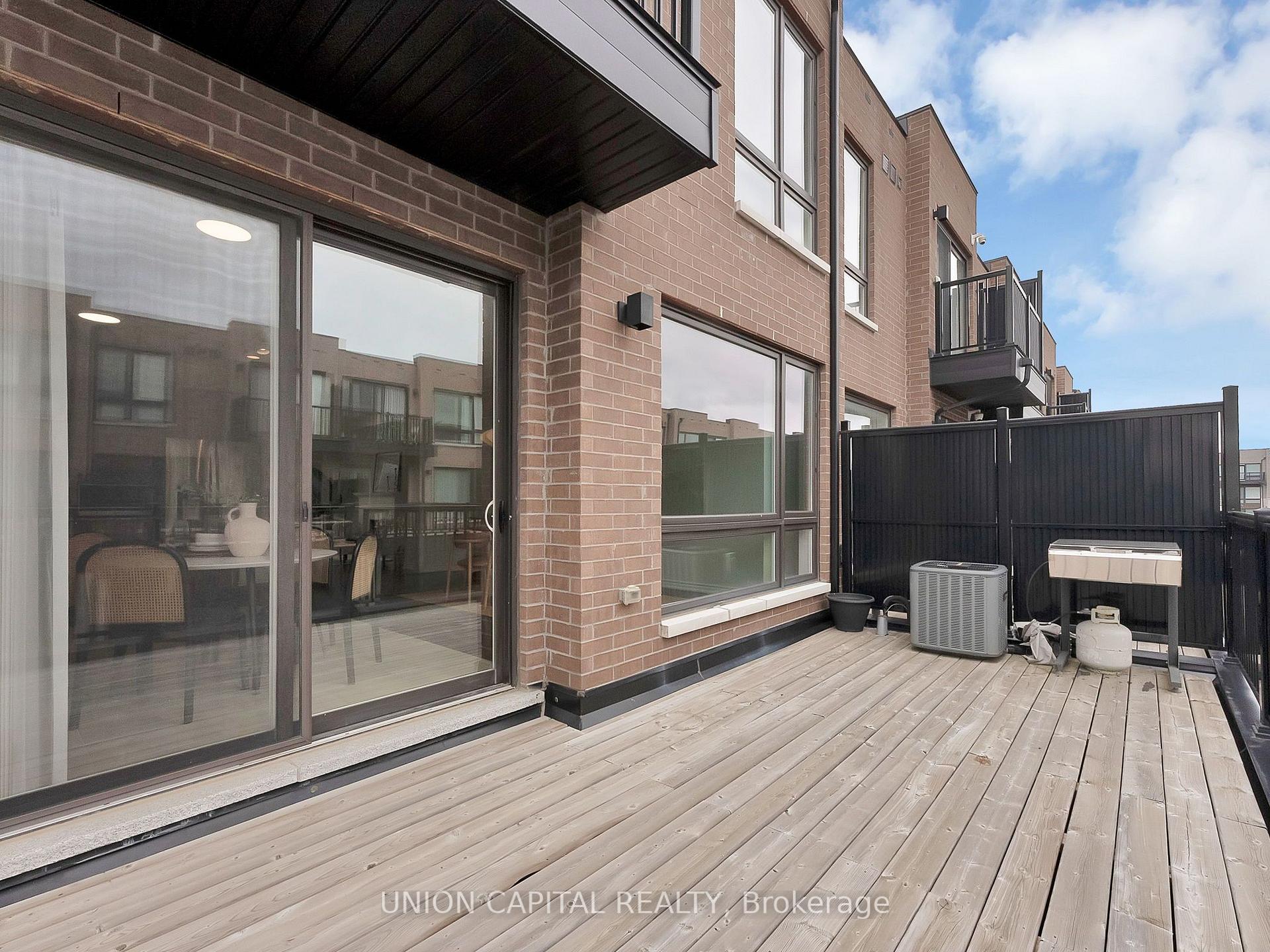 Photo 25 of 45 Lord Melborne Street, Markham, Victoria Square — HOMEH