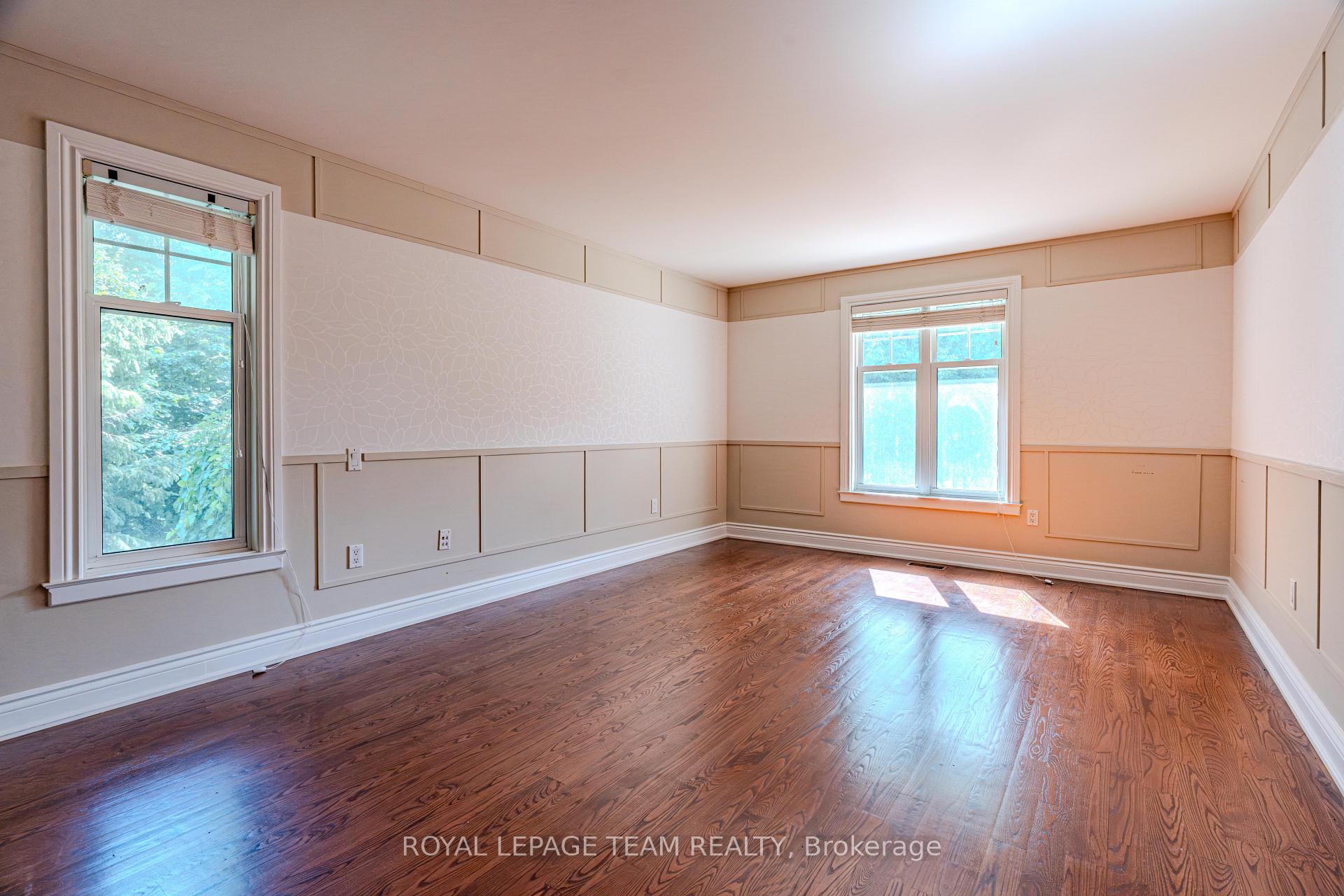 Photo 5 of 1120 Lena Avenue, Ottawa, Manotick Long Island & Nicholls Island — HOMEH