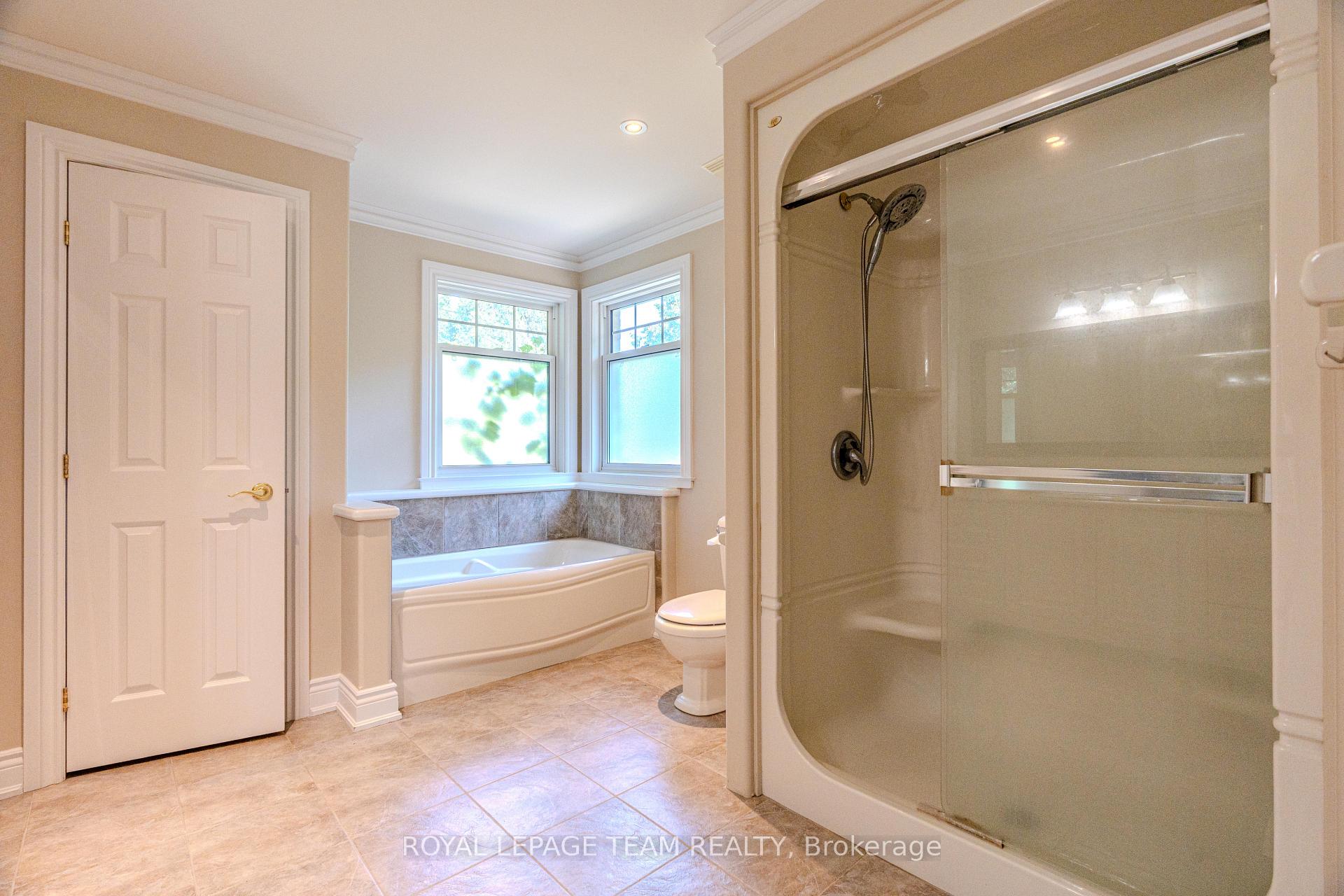 Photo 8 of 1120 Lena Avenue, Ottawa, Manotick Long Island & Nicholls Island — HOMEH