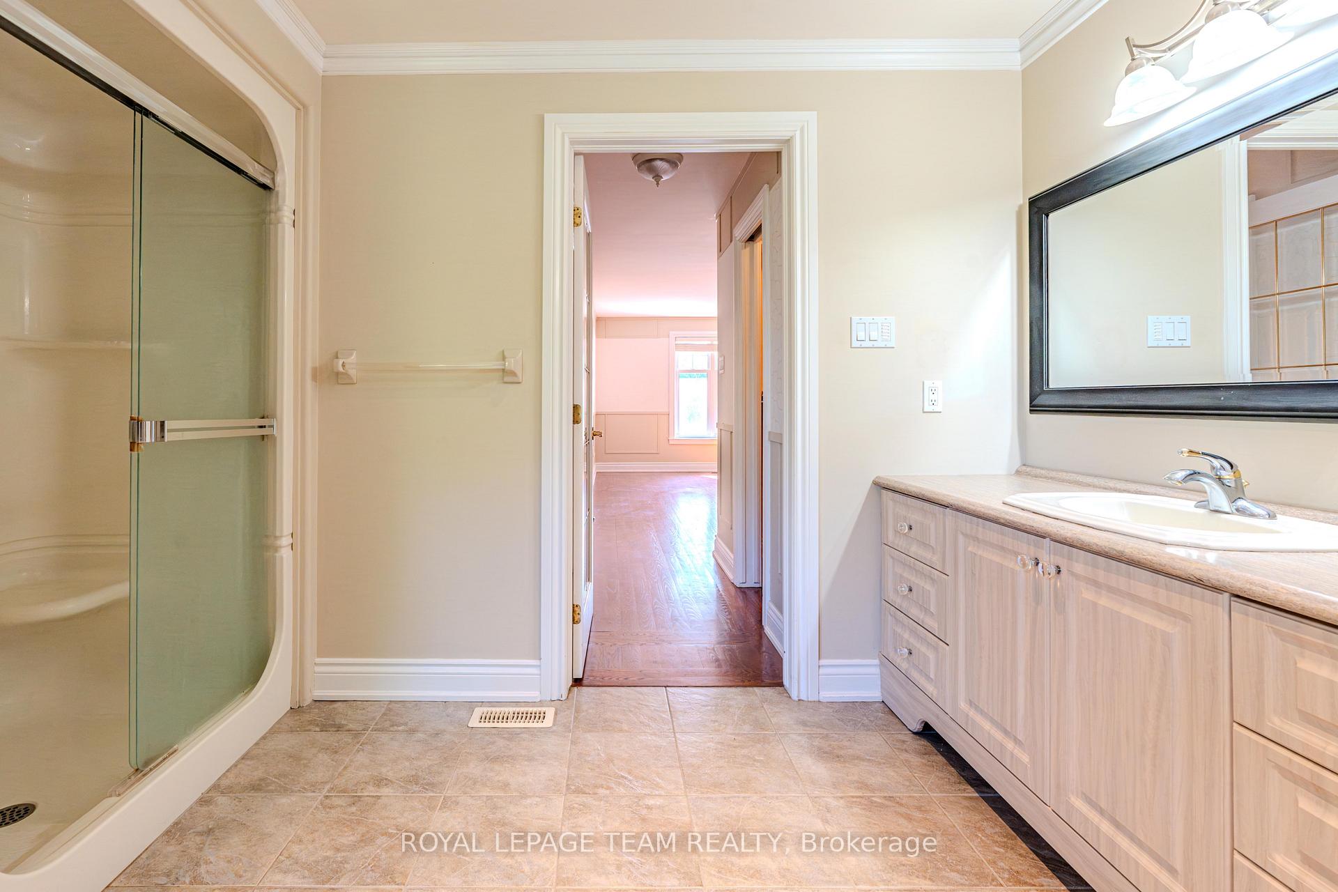 Photo 9 of 1120 Lena Avenue, Ottawa, Manotick Long Island & Nicholls Island — HOMEH