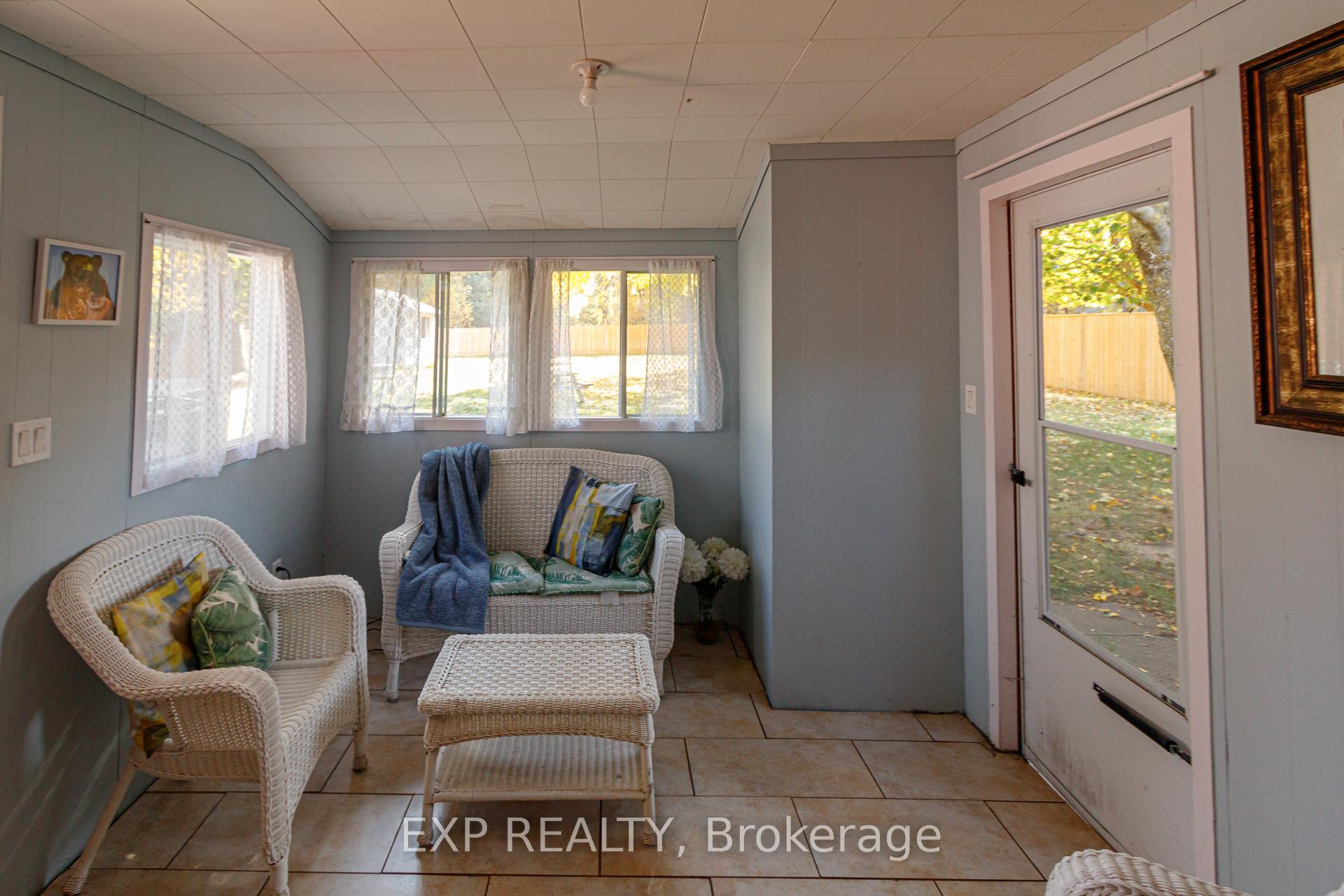 Photo 24 of 19 Locke Avenue, Clearview, Stayner — HOMEH