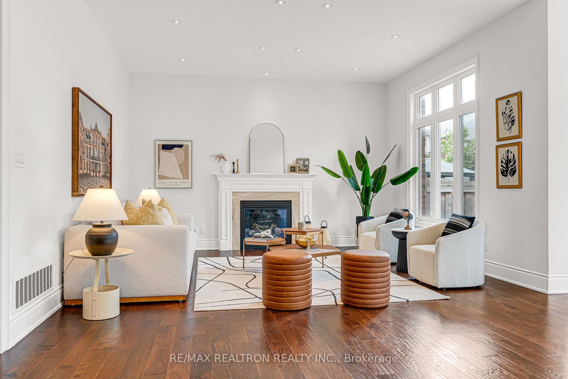 Photo 17 of 32 Royal West Road, Markham, Devil's Elbow — HOMEH