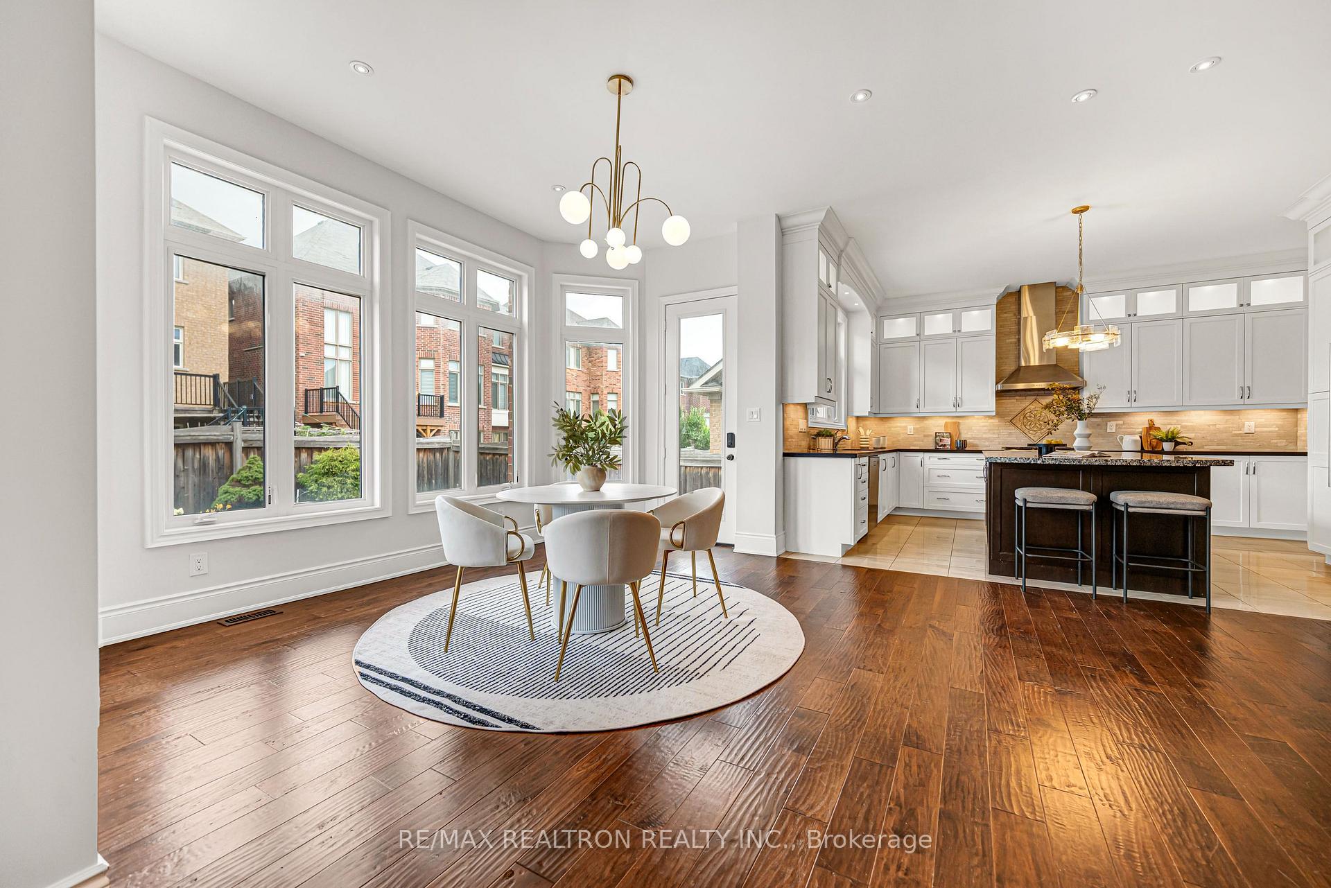 Photo 18 of 32 Royal West Road, Markham, Devil's Elbow — HOMEH