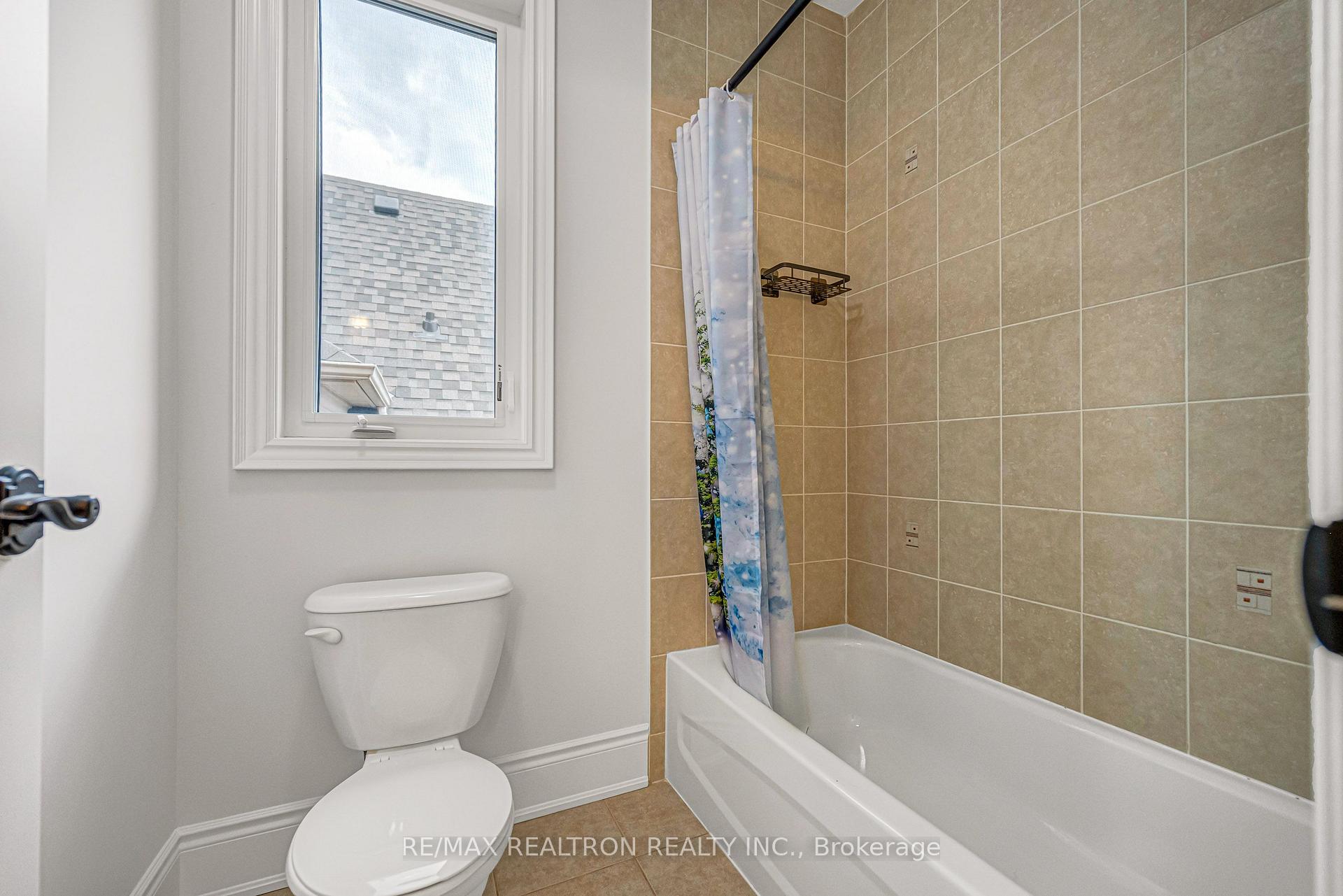Photo 29 of 32 Royal West Road, Markham, Devil's Elbow — HOMEH