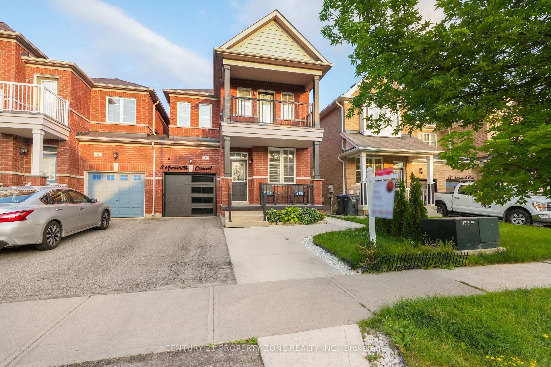 Photo 2 of 8 Amaranth Crescent, Brampton, Northwest Sandalwood Parkway — HOMEH