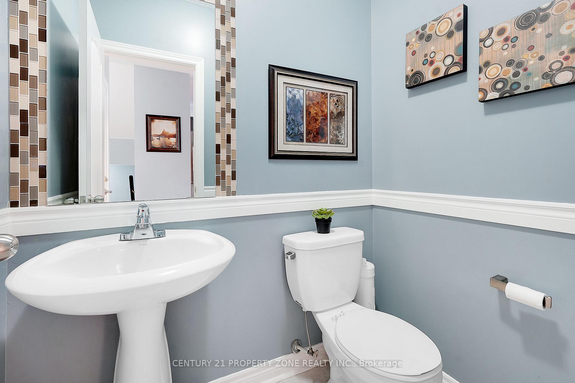 Photo 17 of 8 Amaranth Crescent, Brampton, Northwest Sandalwood Parkway — HOMEH