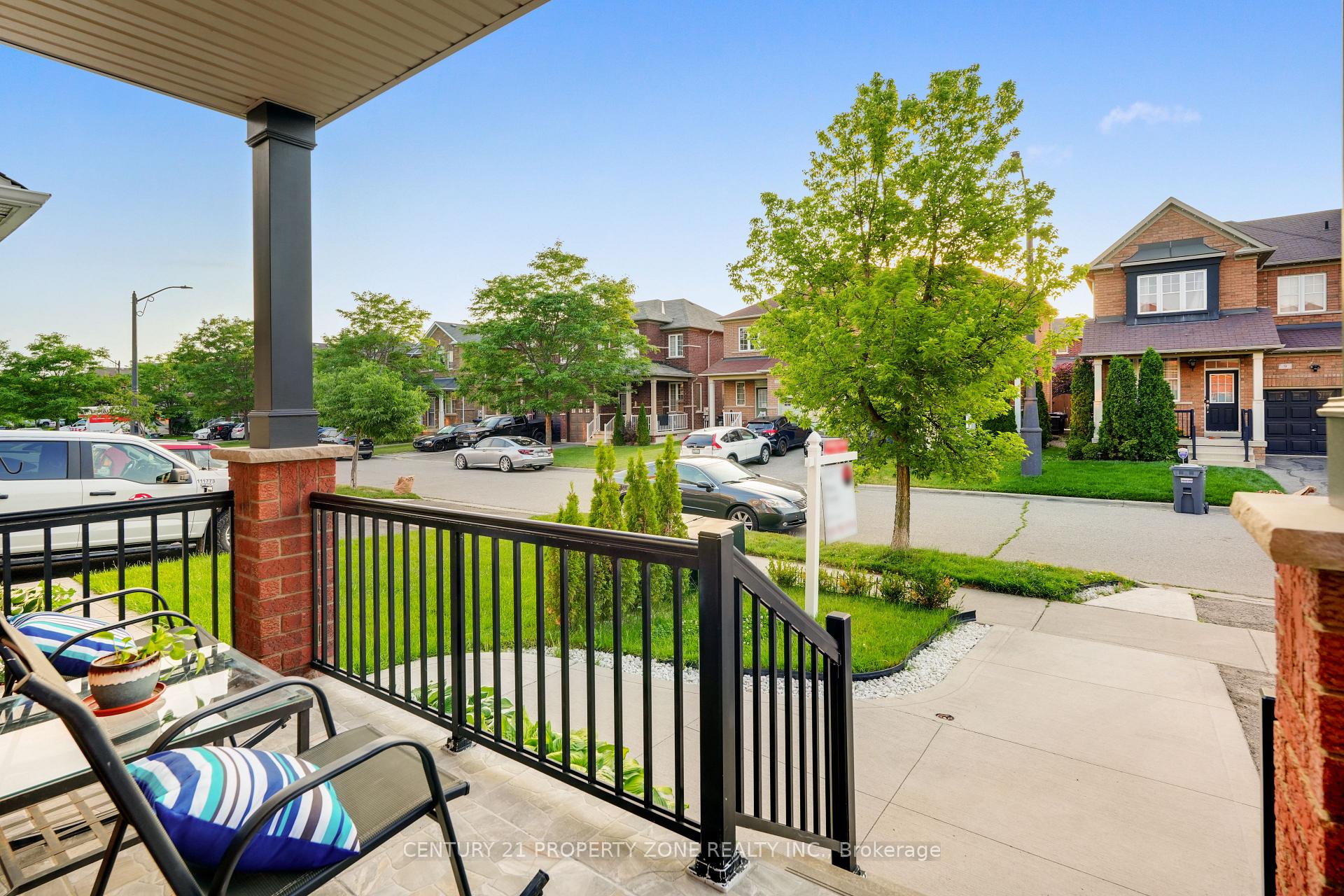 Photo 35 of 8 Amaranth Crescent, Brampton, Northwest Sandalwood Parkway — HOMEH