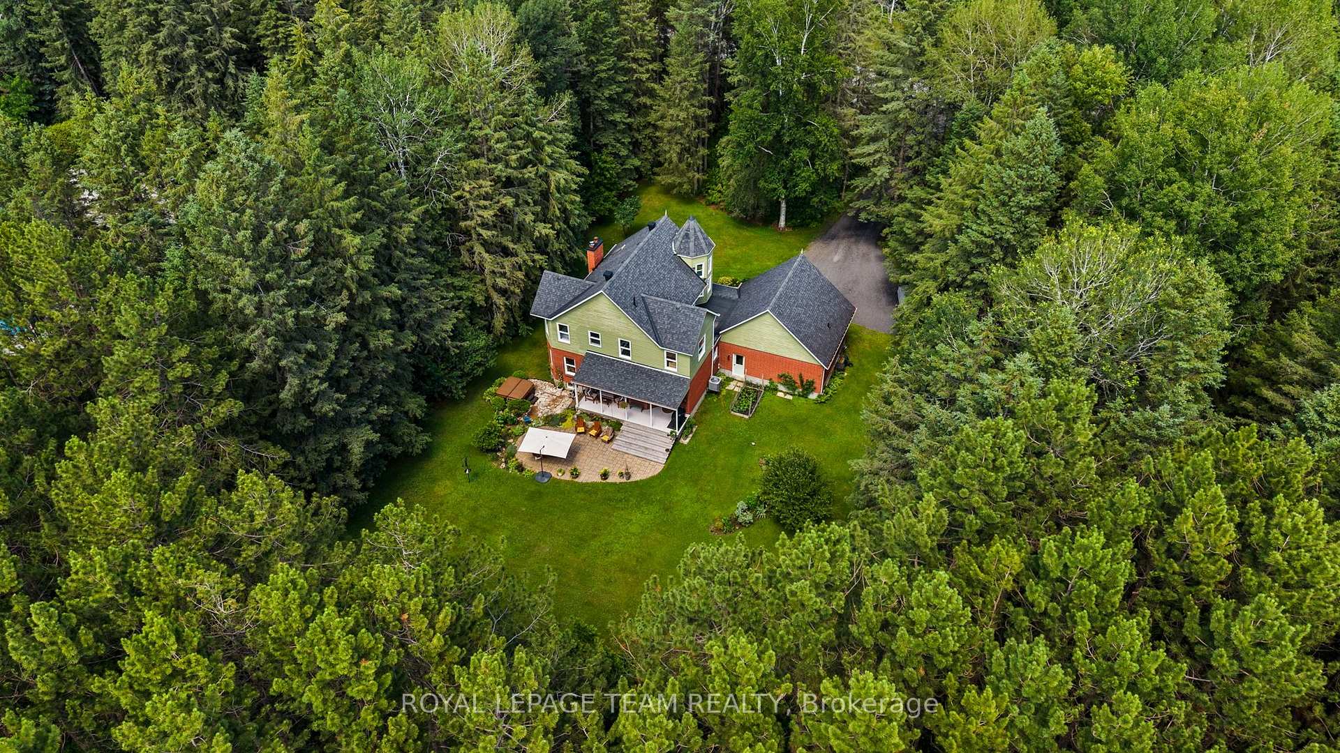 Photo 5 of 28 Kimini Drive, Ottawa, Remainder of Stittsville & Area — HOMEH