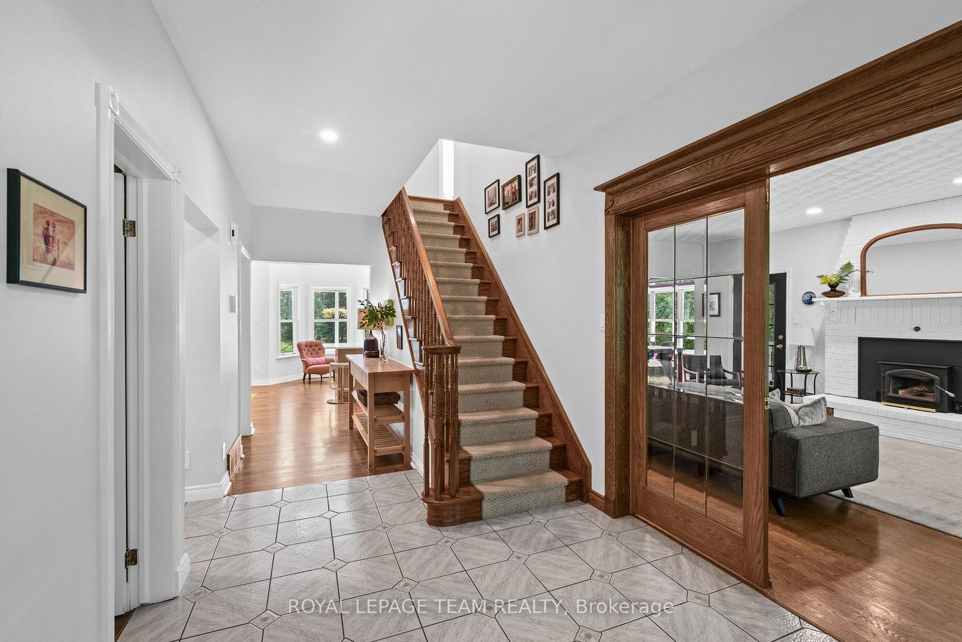 Photo 10 of 28 Kimini Drive, Ottawa, Remainder of Stittsville & Area — HOMEH