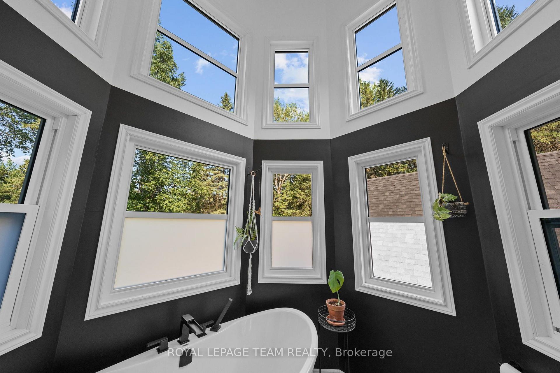 Photo 30 of 28 Kimini Drive, Ottawa, Remainder of Stittsville & Area — HOMEH