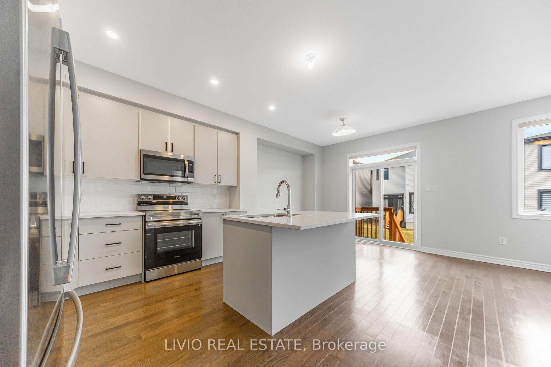 Photo 9 of 56 Jargeau Road, Ottawa, Chapel Hill South - Orleans Village — HOMEH
