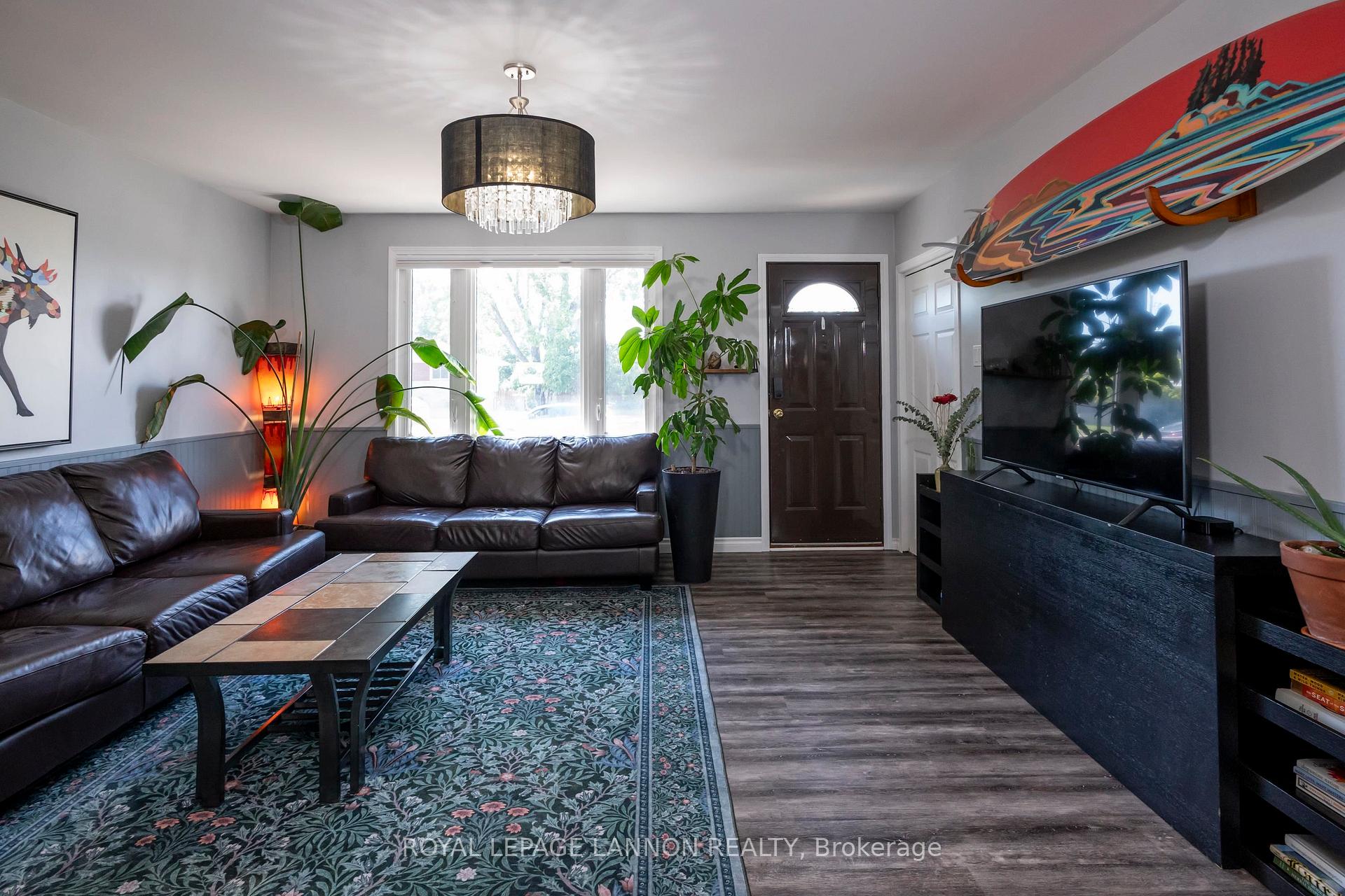 Photo 4 of 105 Spruce Court, Thunder Bay, Northwood Park — HOMEH