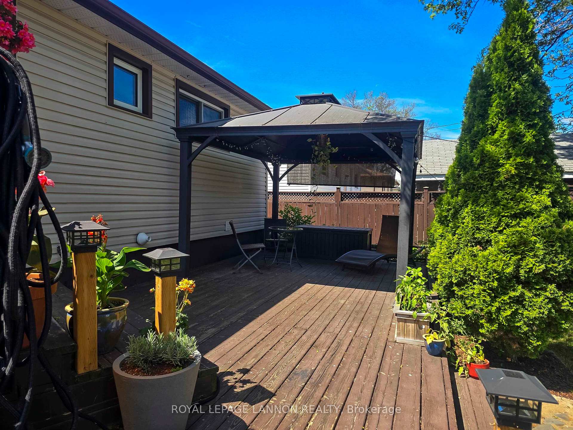 Photo 34 of 105 Spruce Court, Thunder Bay, Northwood Park — HOMEH