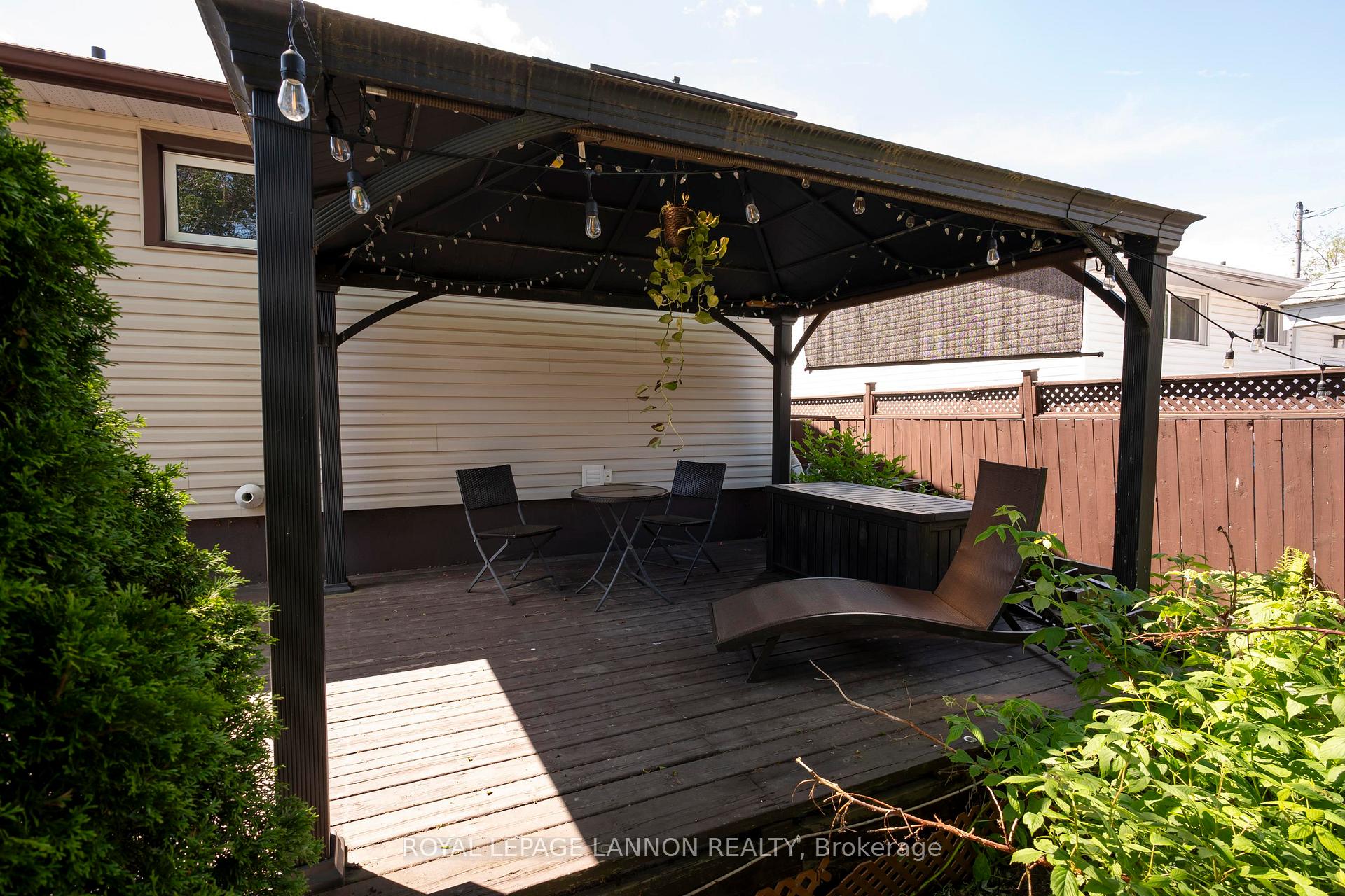 Photo 37 of 105 Spruce Court, Thunder Bay, Northwood Park — HOMEH