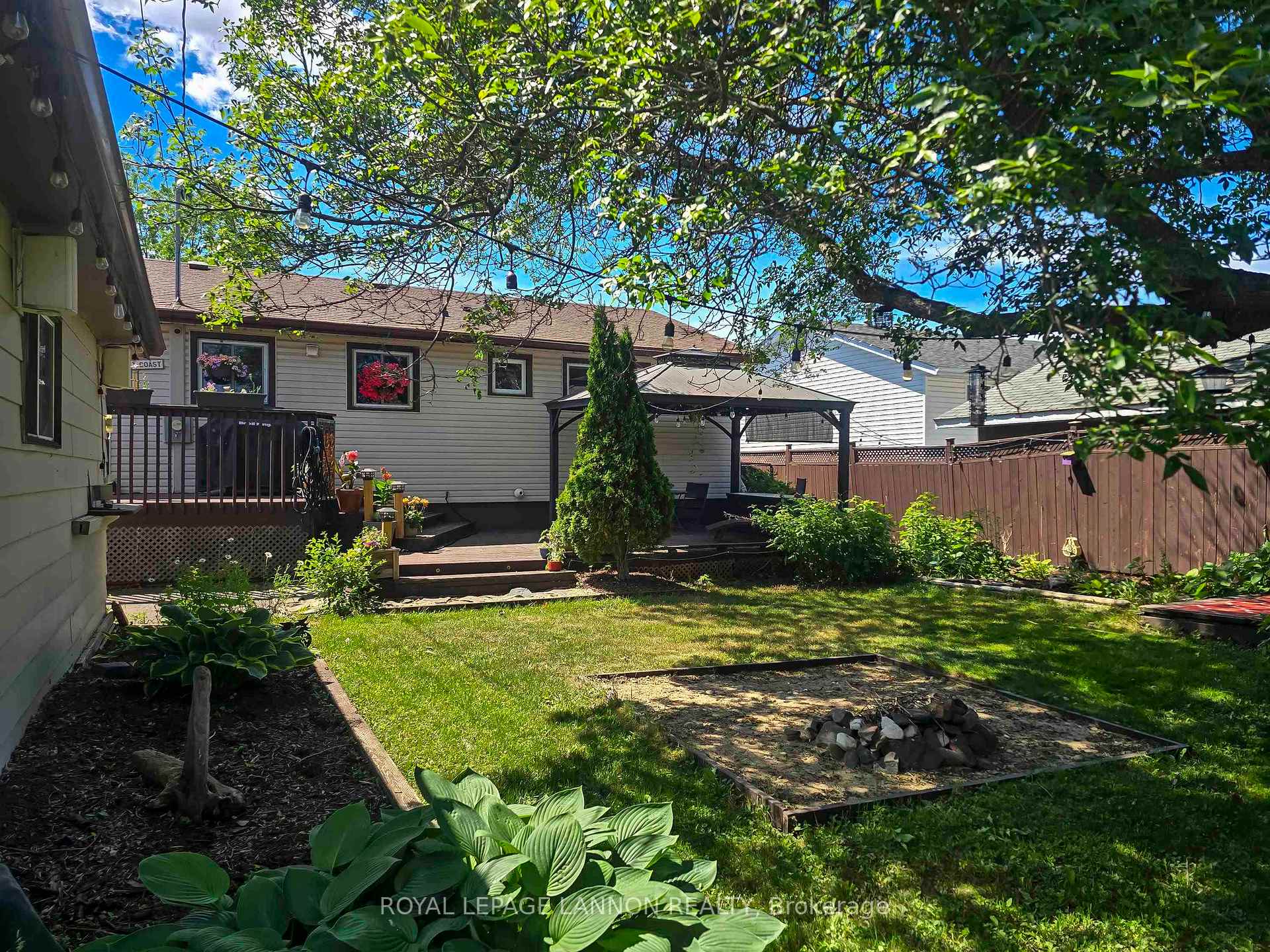 Photo 38 of 105 Spruce Court, Thunder Bay, Northwood Park — HOMEH