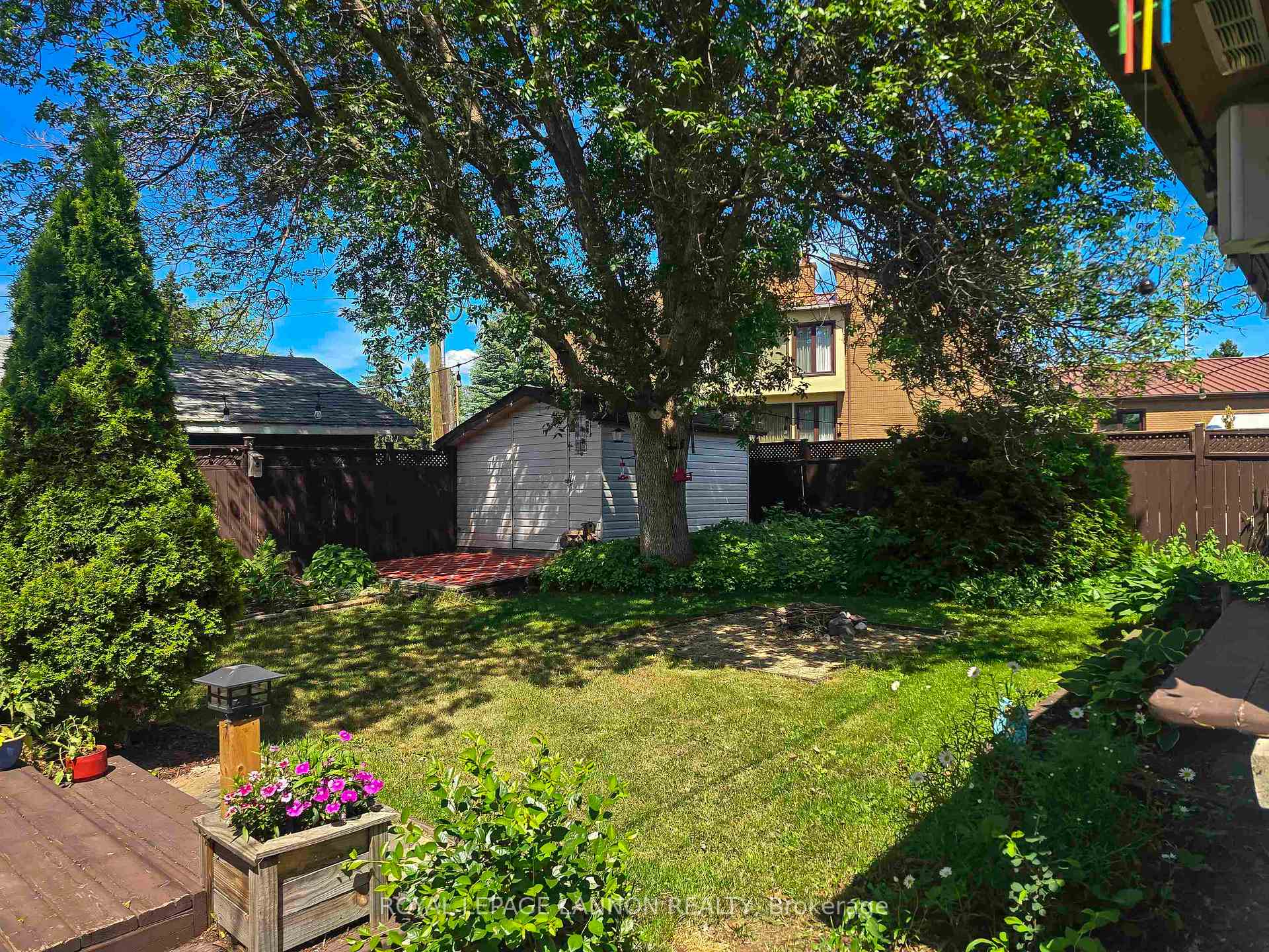 Photo 40 of 105 Spruce Court, Thunder Bay, Northwood Park — HOMEH
