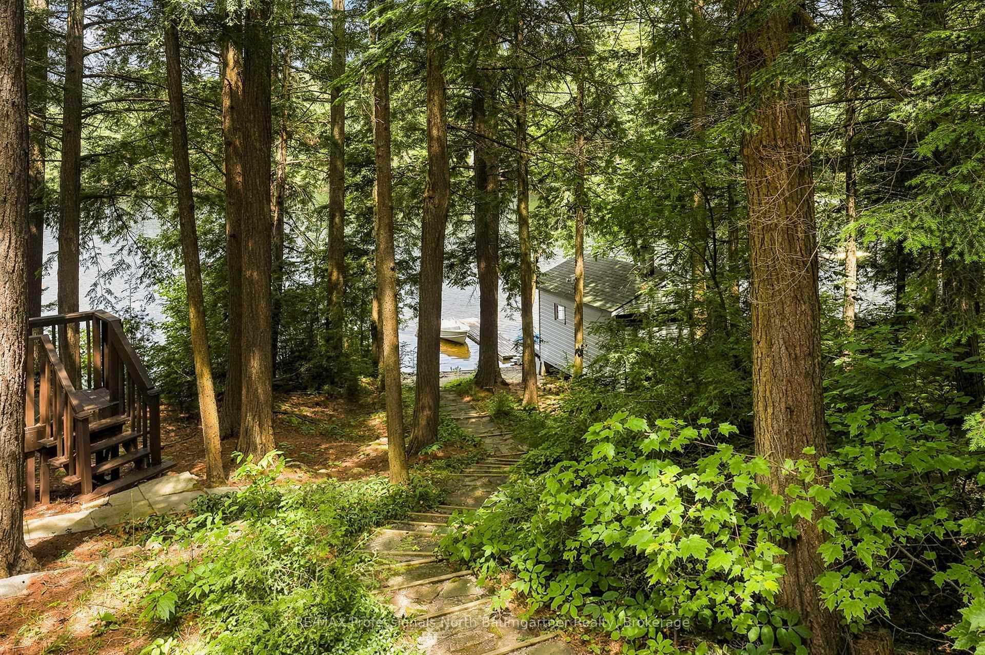 Photo 31 of 1202 Three Brothers Drive, Algonquin Highlands, Stanhope — HOMEH