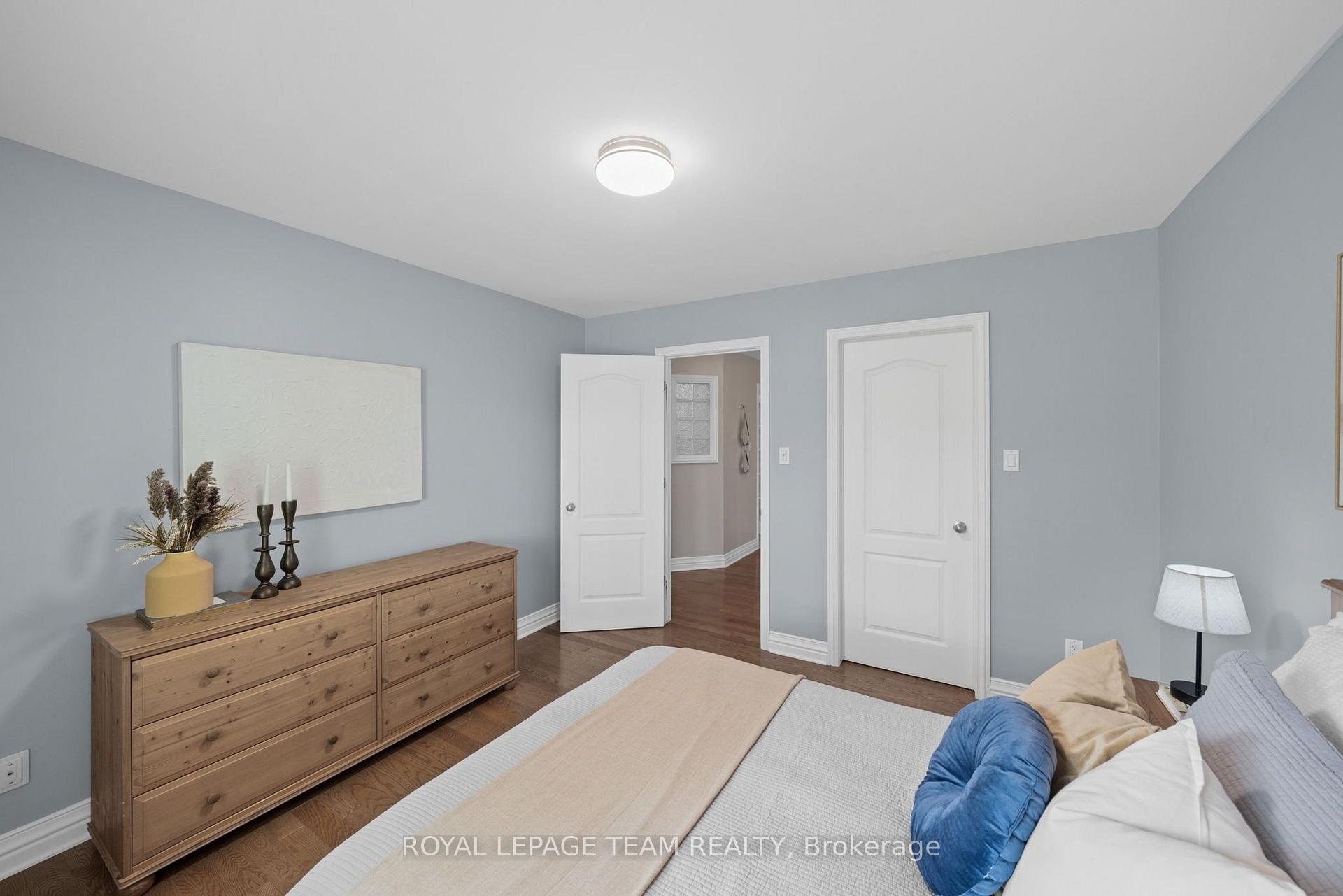 Photo 23 of 22 Honey Gables Drive, Ottawa, Riverside South/Gloucester Glen — HOMEH