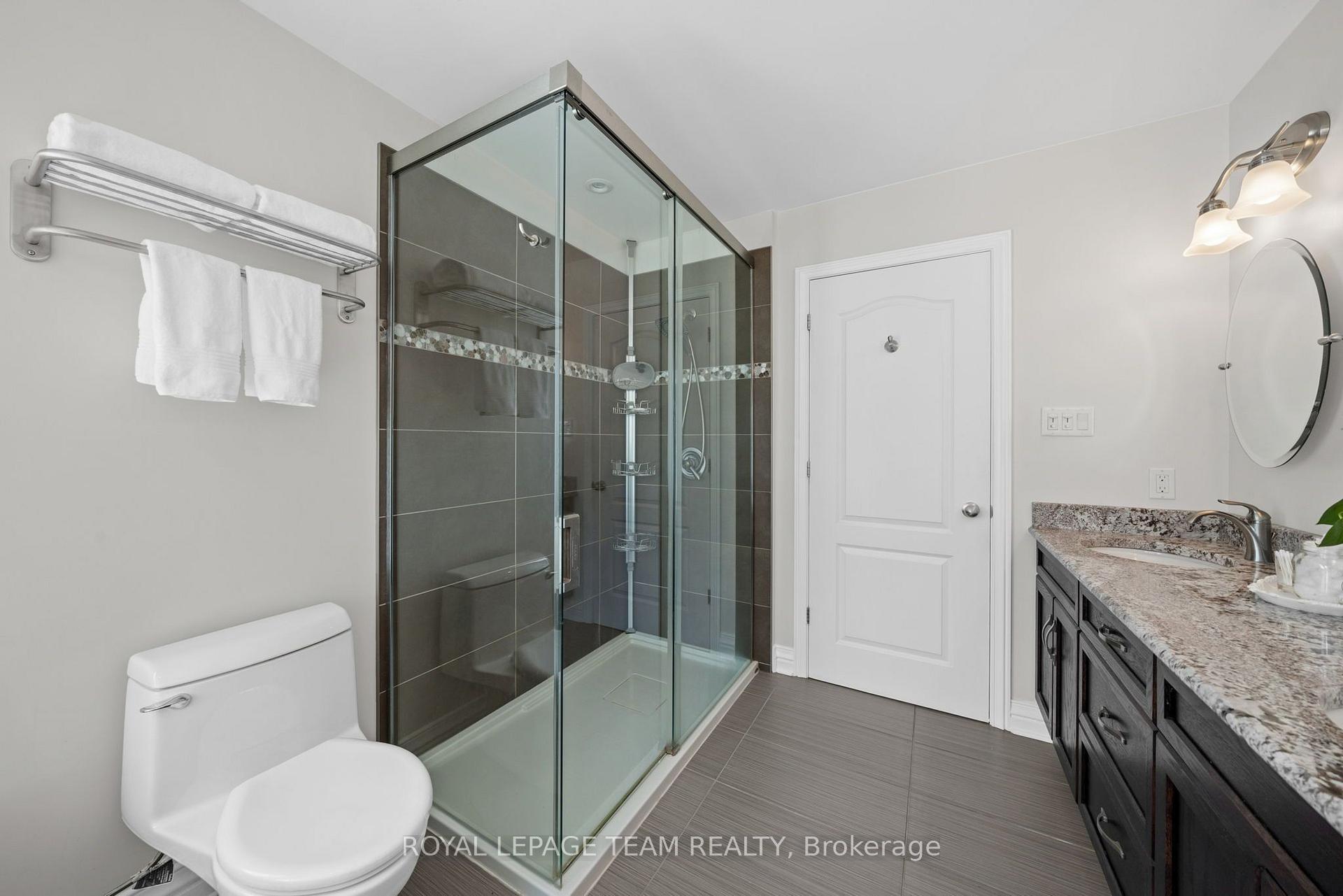 Photo 31 of 22 Honey Gables Drive, Ottawa, Riverside South/Gloucester Glen — HOMEH
