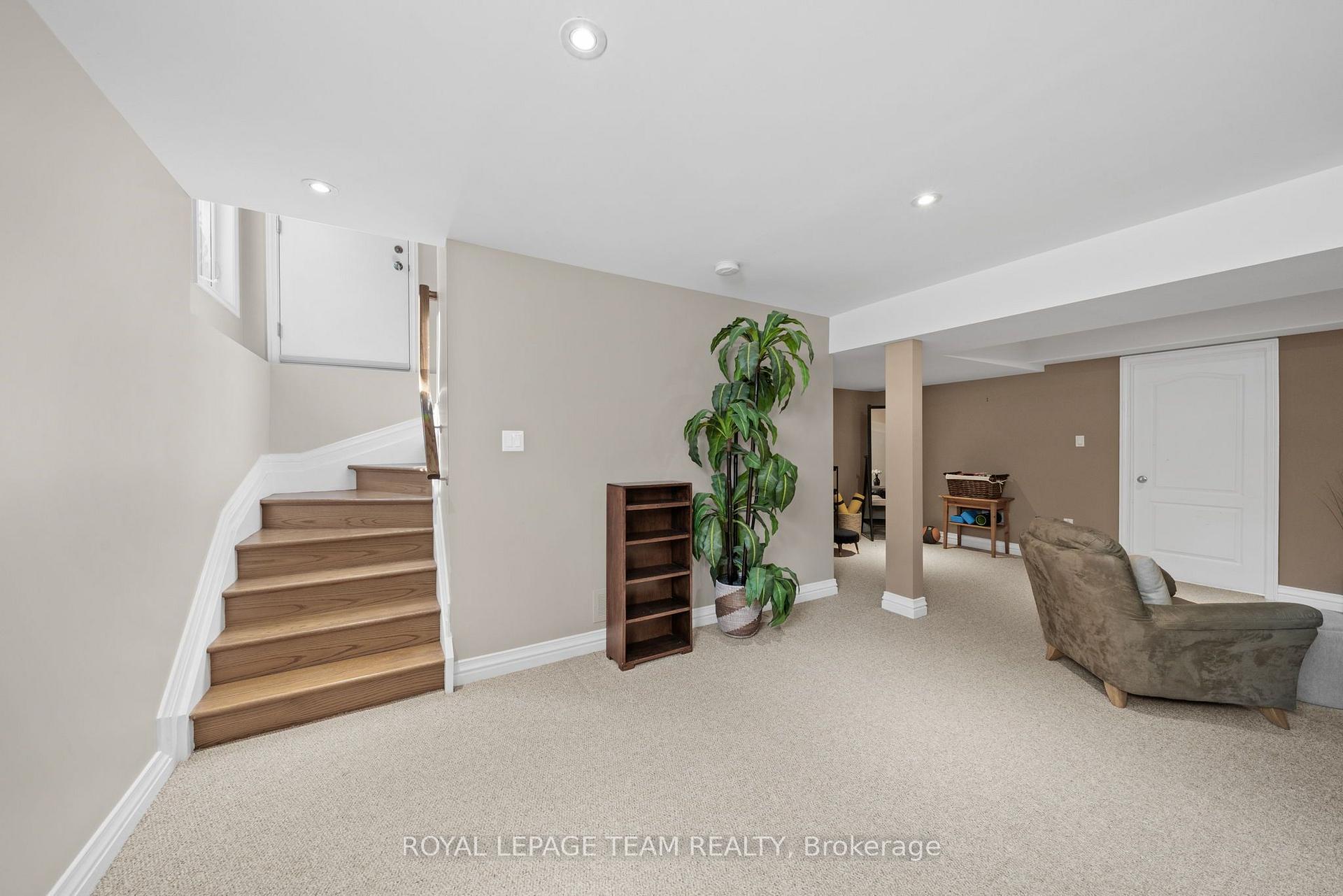 Photo 33 of 22 Honey Gables Drive, Ottawa, Riverside South/Gloucester Glen — HOMEH