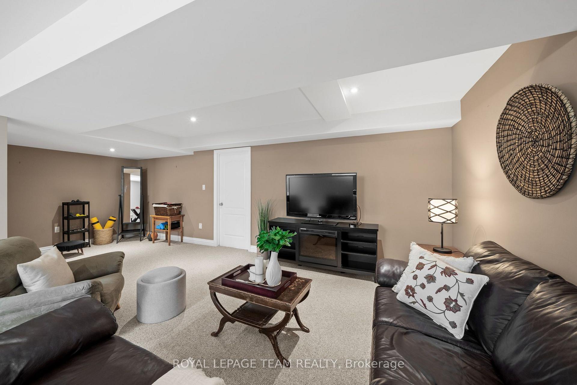 Photo 36 of 22 Honey Gables Drive, Ottawa, Riverside South/Gloucester Glen — HOMEH