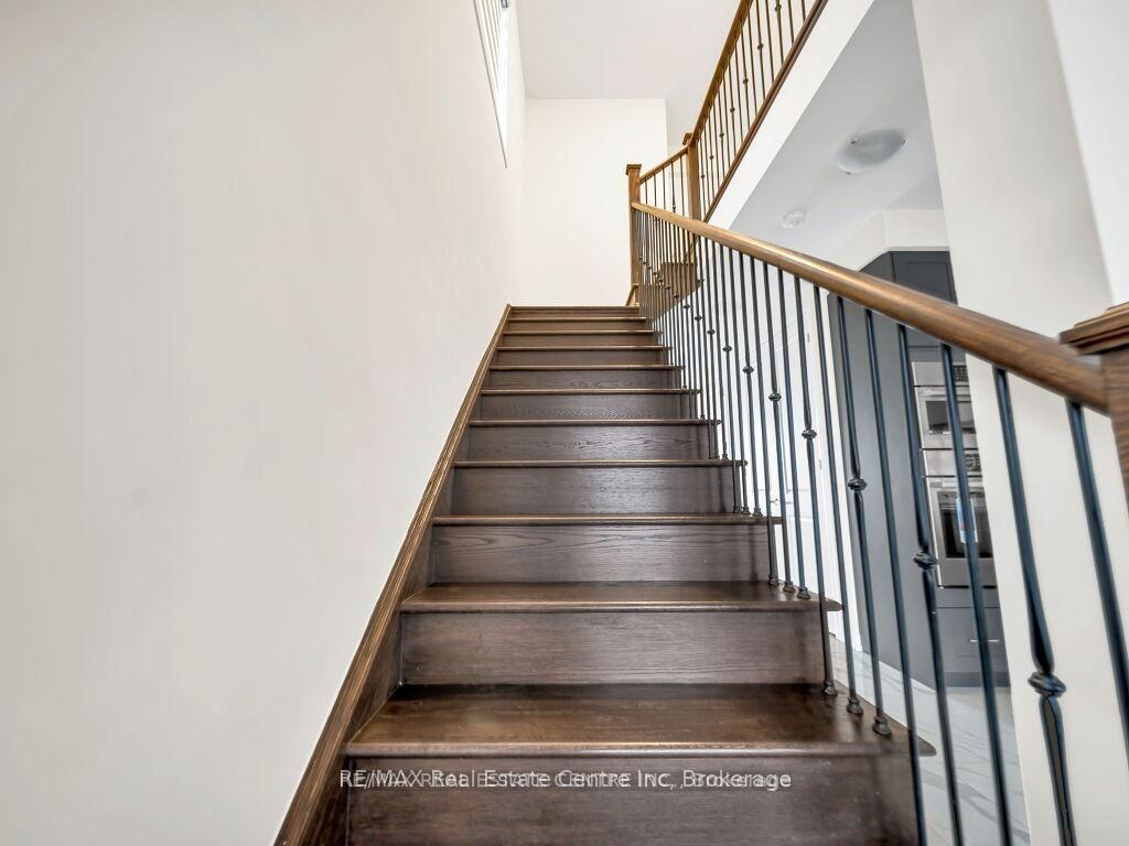 Photo 9 of 312 Bismark Drive, Cambridge, Blair Road — HOMEH
