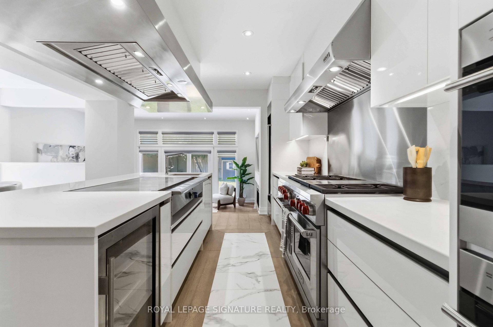 Photo 10 of 204 Richview Avenue, Toronto, Forest Hill South — HOMEH