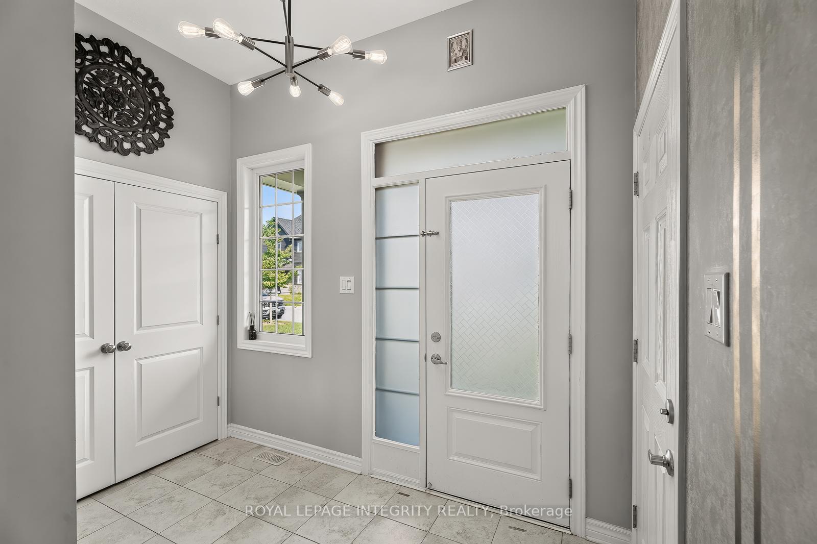 Photo 6 of 96 Russet Terrace, Ottawa, Barrhaven - Half Moon Bay — HOMEH