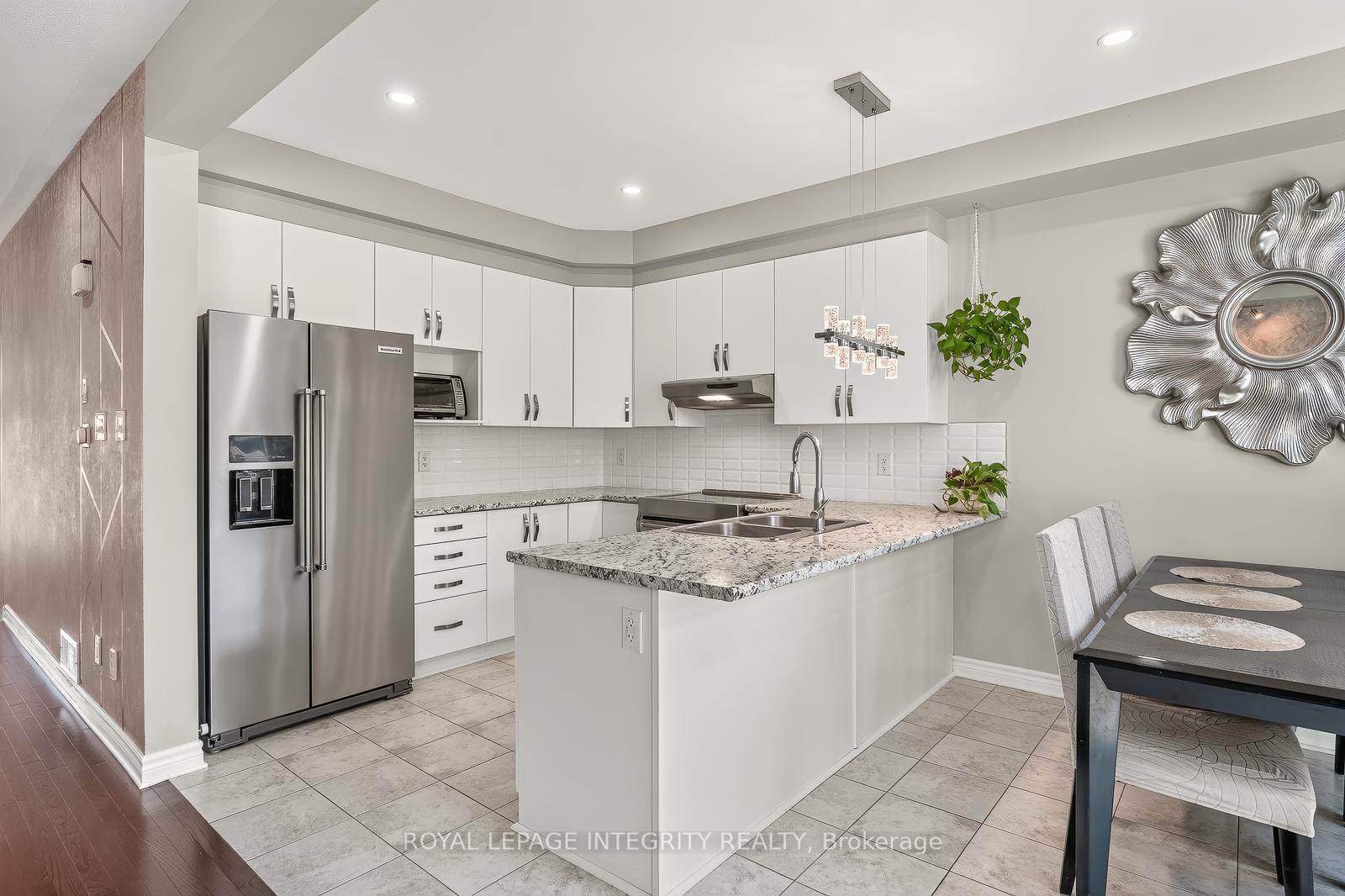 Photo 11 of 96 Russet Terrace, Ottawa, Barrhaven - Half Moon Bay — HOMEH