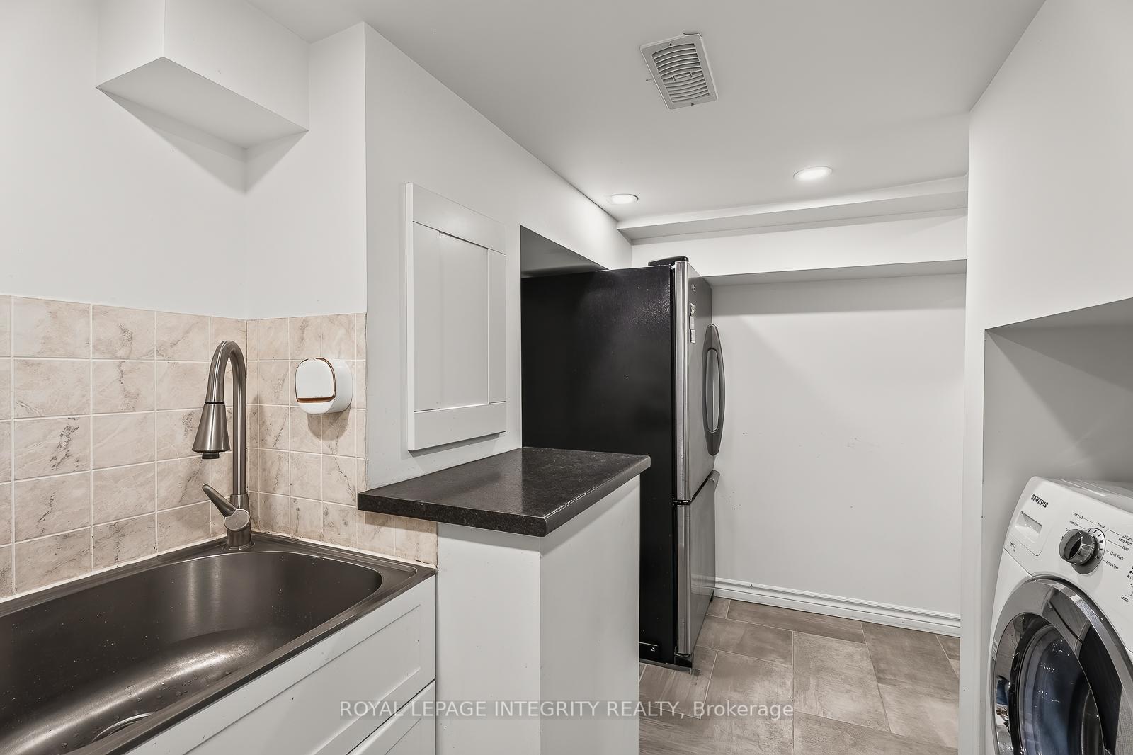 Photo 35 of 96 Russet Terrace, Ottawa, Barrhaven - Half Moon Bay — HOMEH
