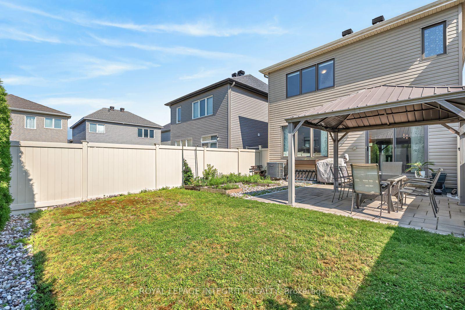 Photo 43 of 96 Russet Terrace, Ottawa, Barrhaven - Half Moon Bay — HOMEH