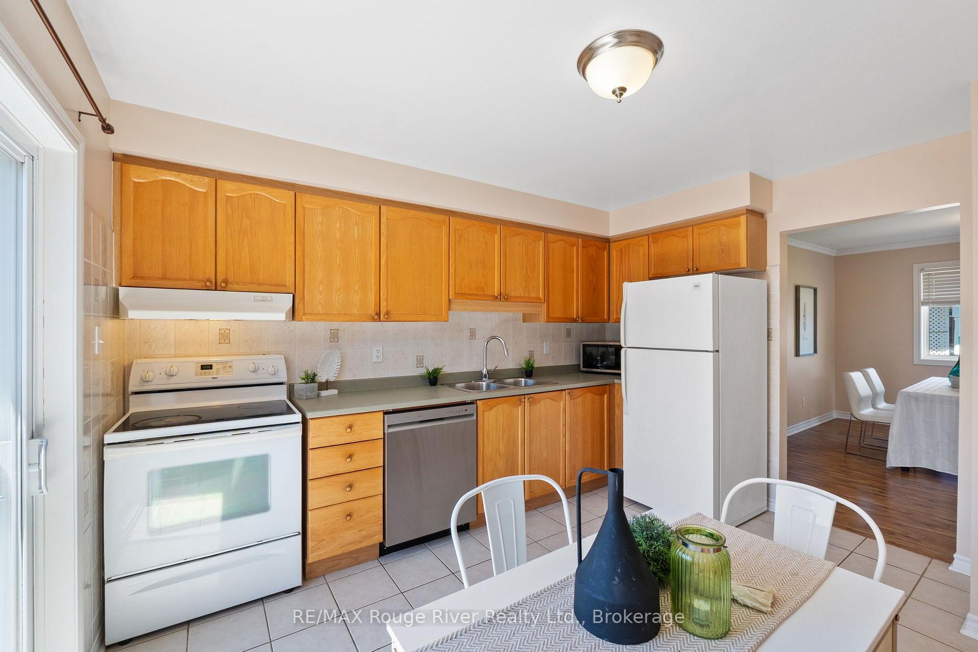 Photo 14 of 795 Munson Crescent, Cobourg — HOMEH