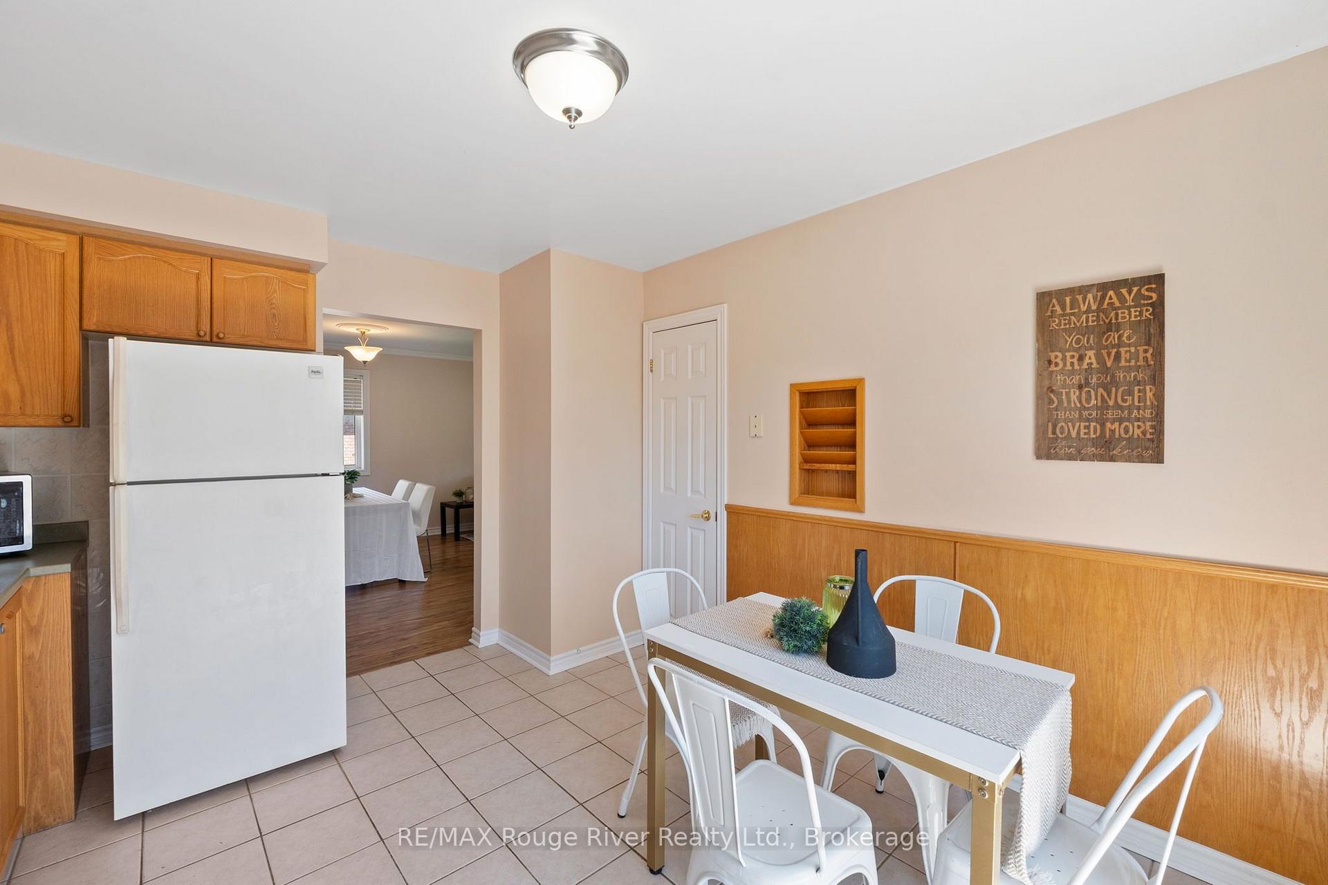 Photo 15 of 795 Munson Crescent, Cobourg — HOMEH