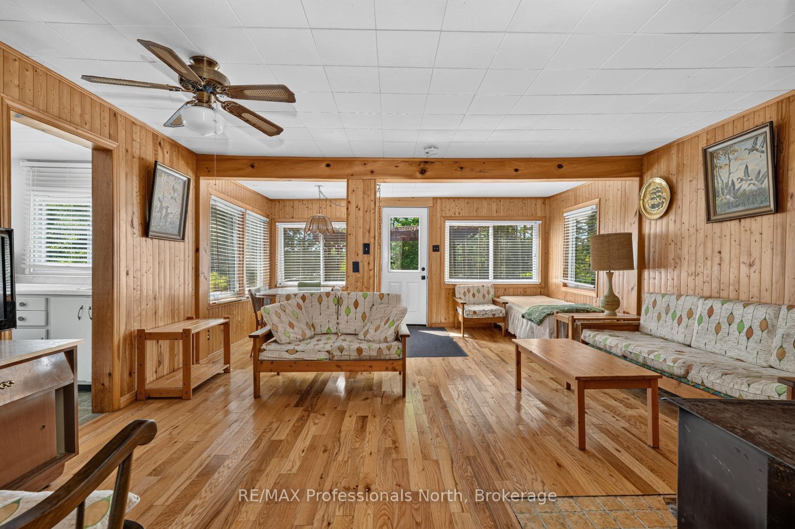 Photo 7 of 1032 Gazebo Lane, Minden Hills, Lutterworth — HOMEH