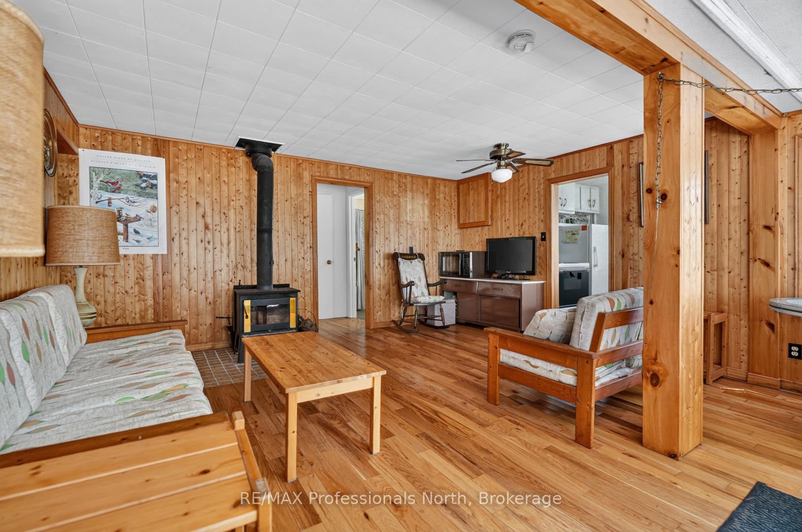 Photo 11 of 1032 Gazebo Lane, Minden Hills, Lutterworth — HOMEH