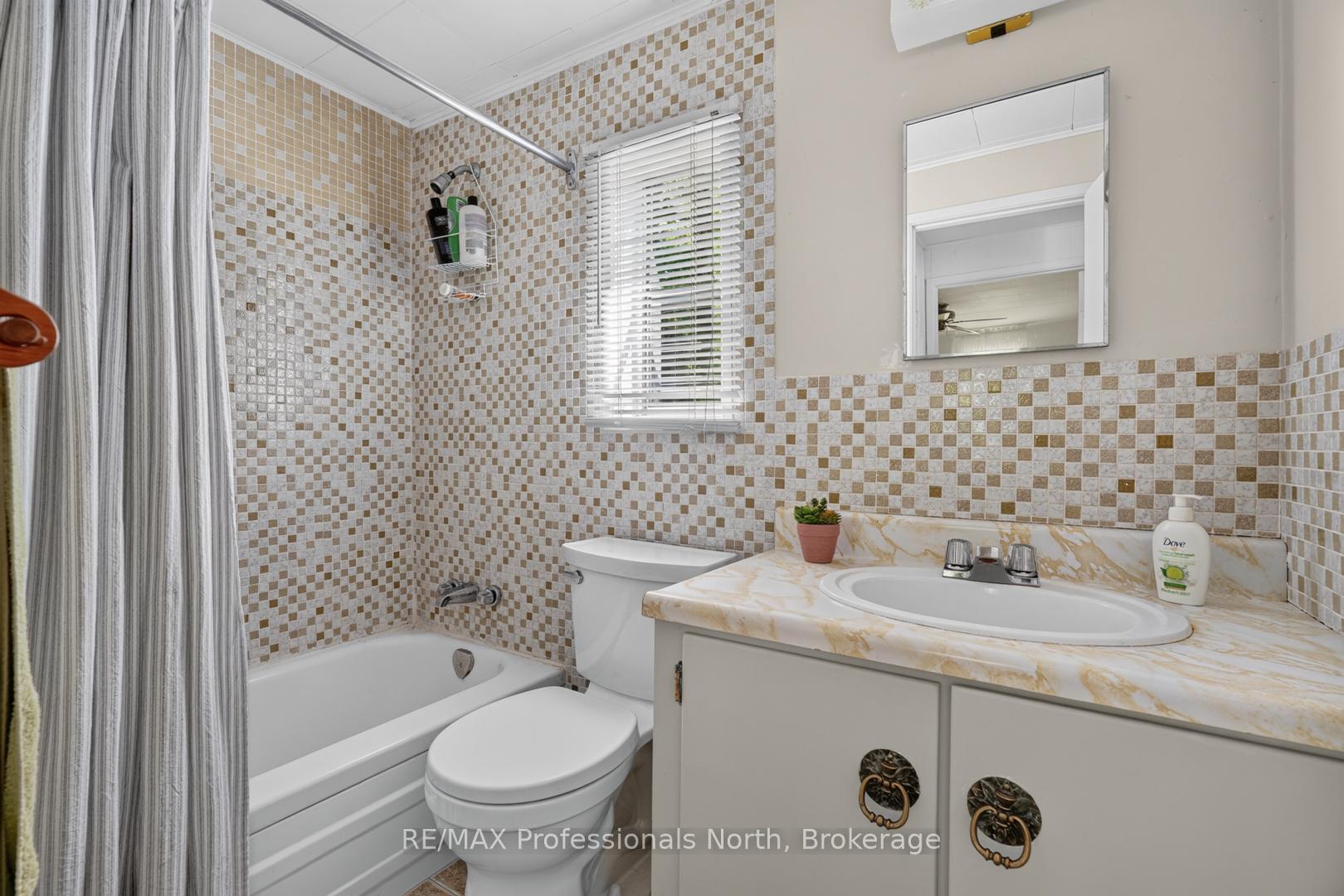 Photo 19 of 1032 Gazebo Lane, Minden Hills, Lutterworth — HOMEH