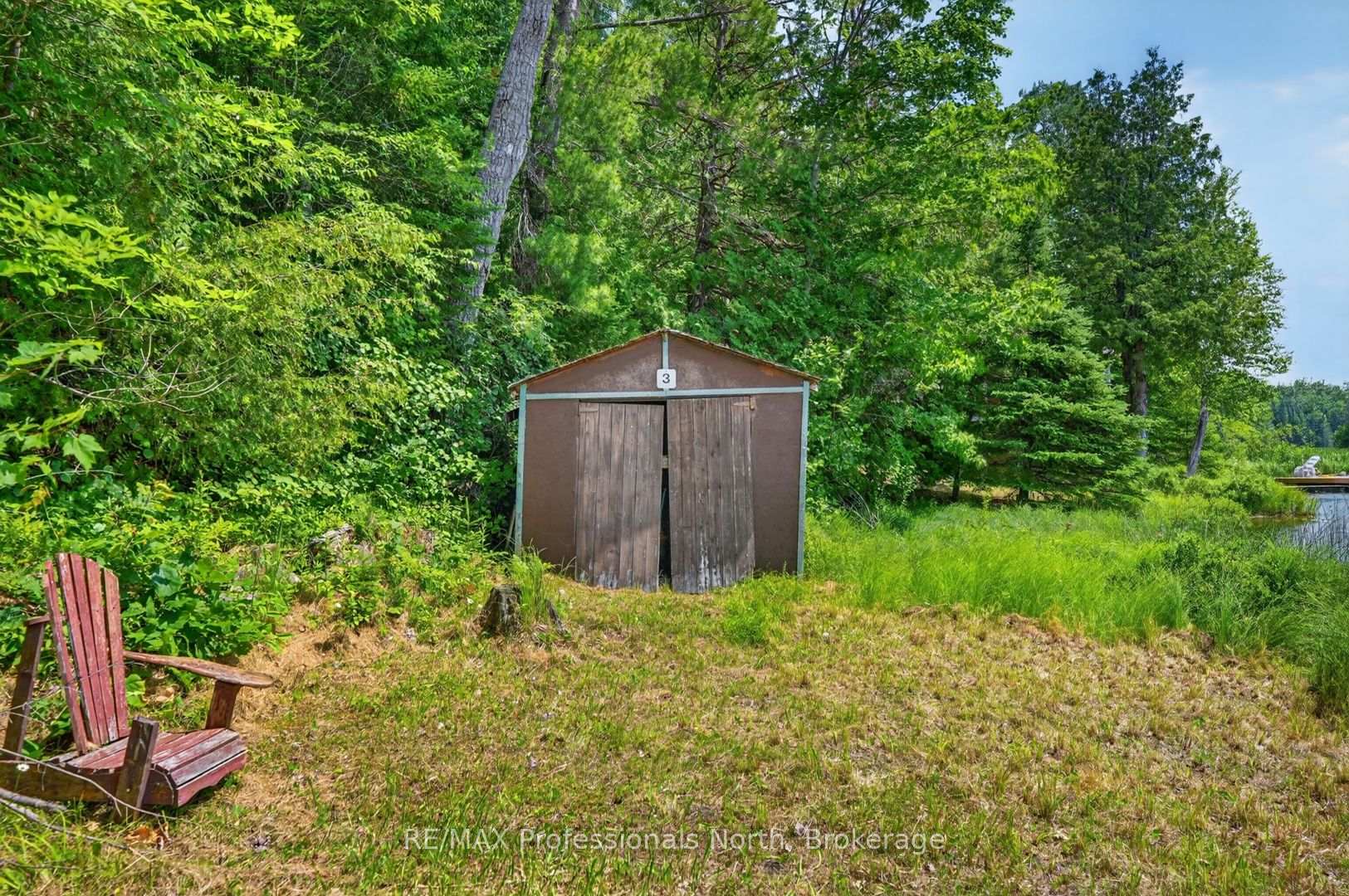 Photo 32 of 1032 Gazebo Lane, Minden Hills, Lutterworth — HOMEH