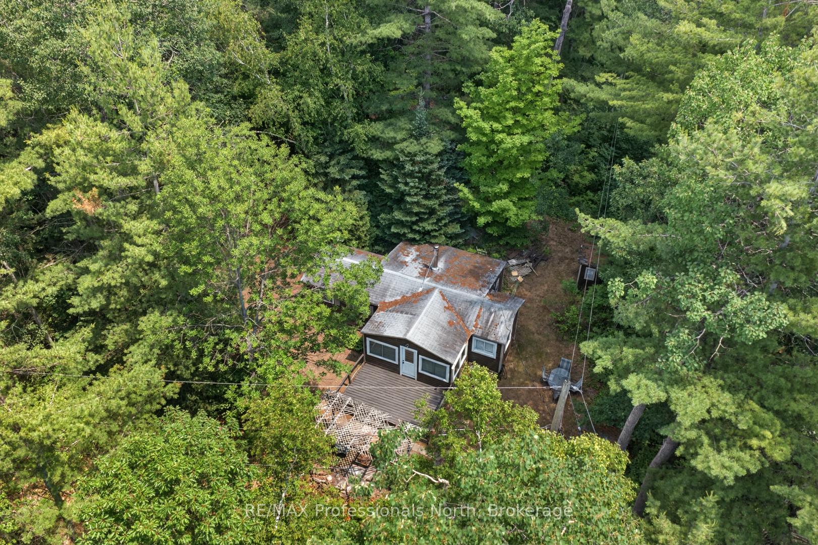 Photo 40 of 1032 Gazebo Lane, Minden Hills, Lutterworth — HOMEH