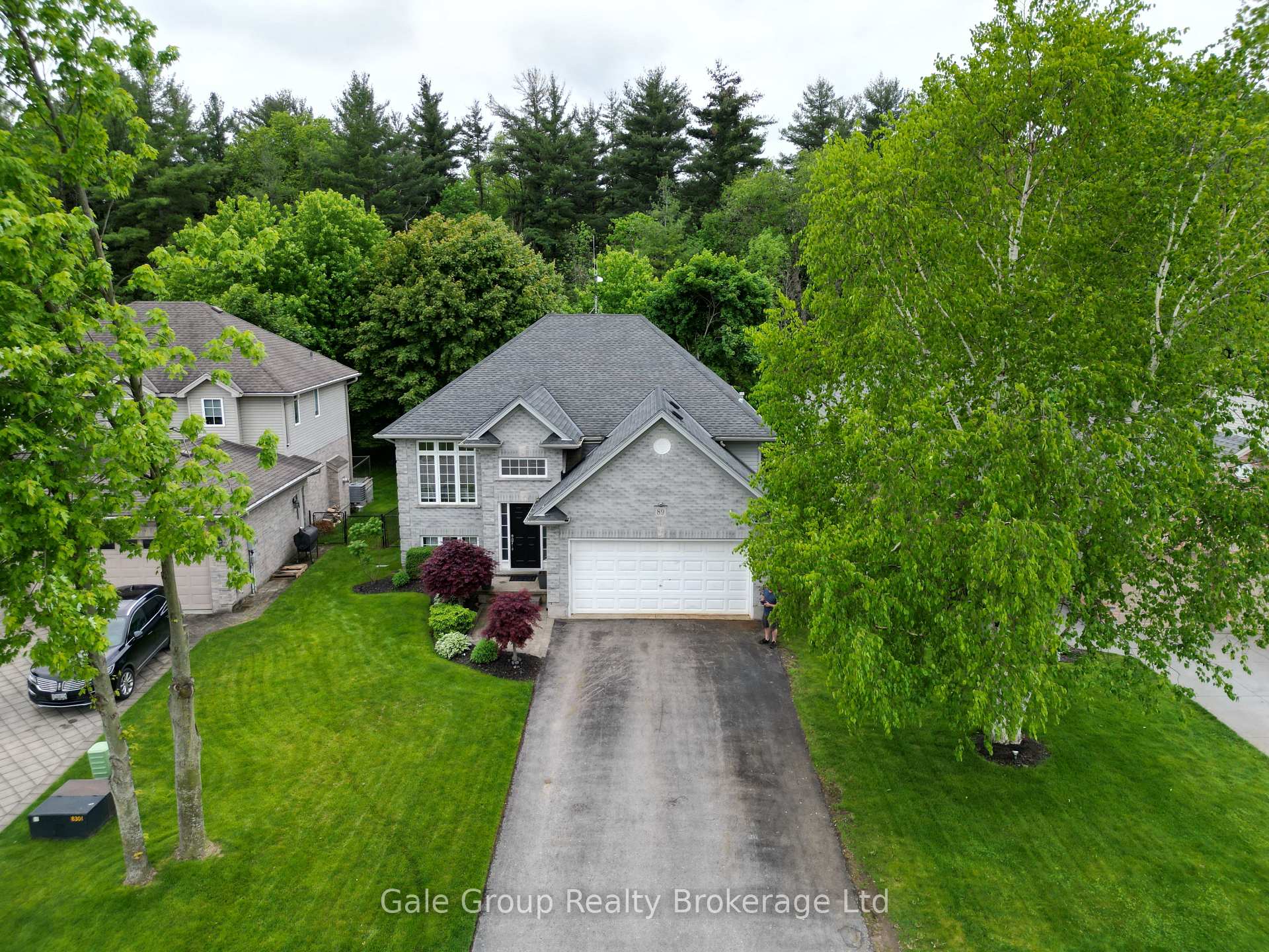 Photo 3 of 89 Woodvale Drive, Thames Centre, Dorchester — HOMEH