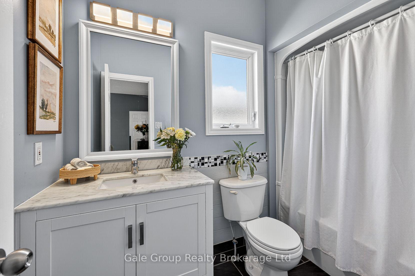 Photo 14 of 89 Woodvale Drive, Thames Centre, Dorchester — HOMEH