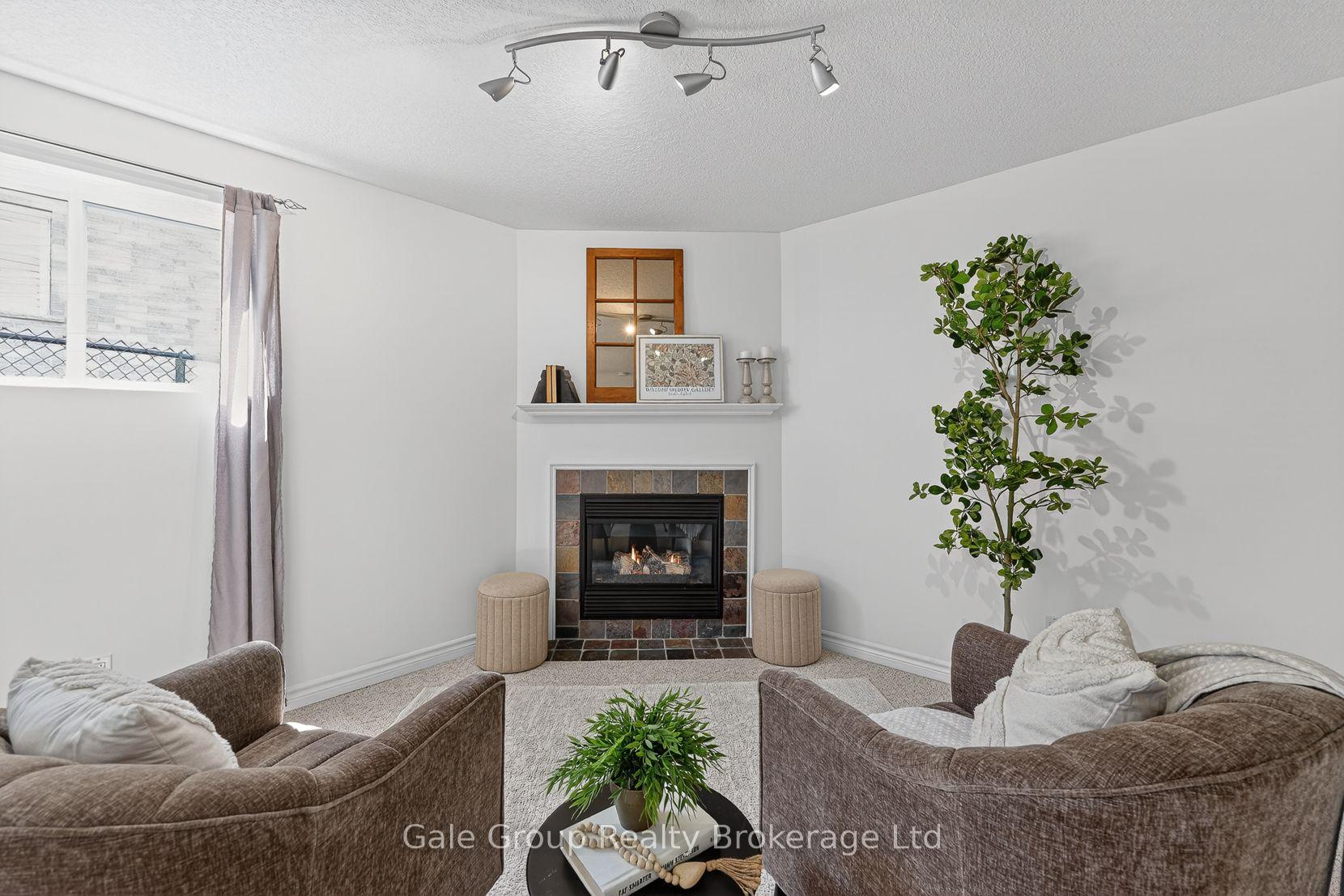 Photo 20 of 89 Woodvale Drive, Thames Centre, Dorchester — HOMEH