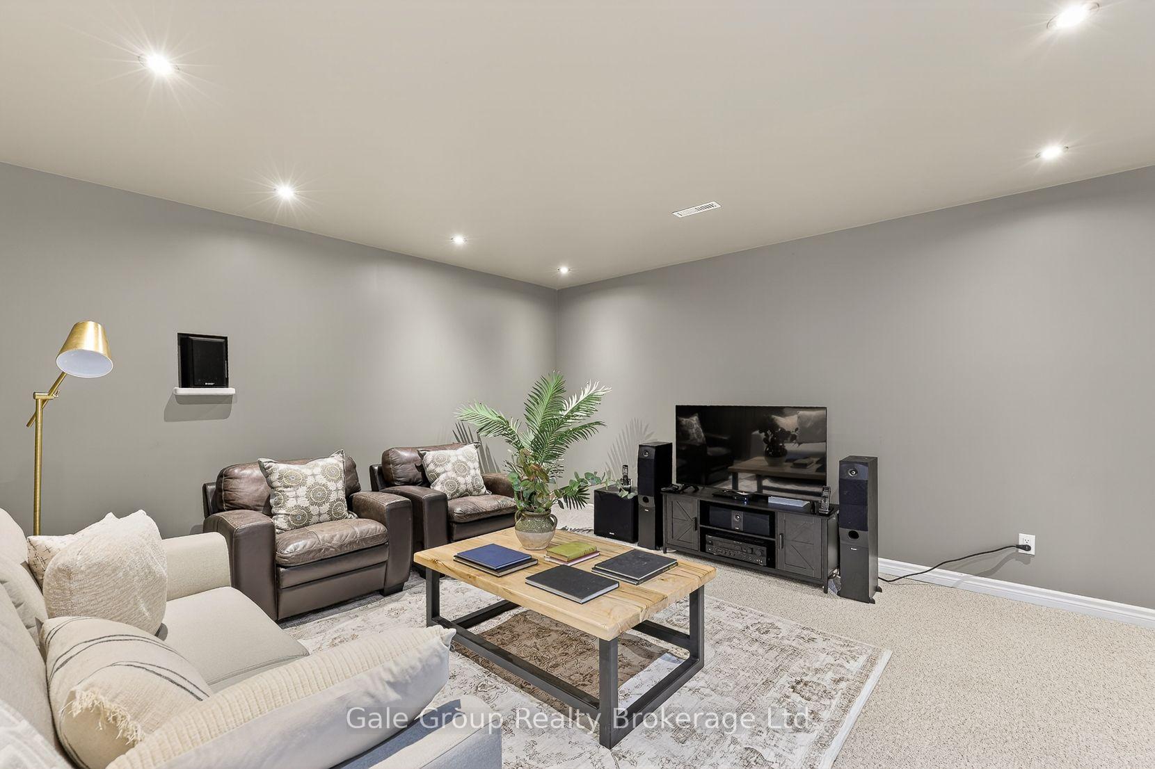 Photo 22 of 89 Woodvale Drive, Thames Centre, Dorchester — HOMEH